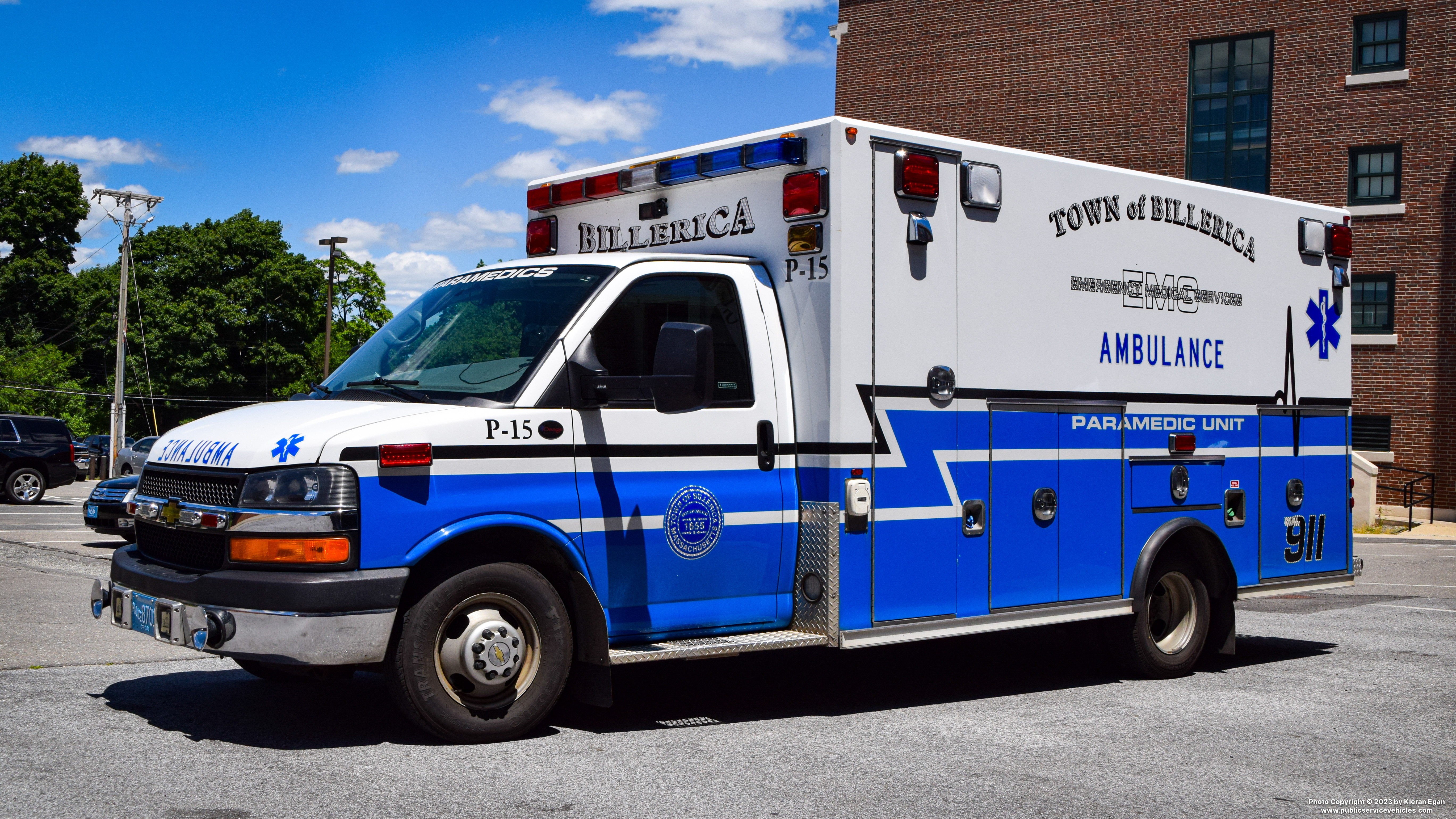 A photo  of Billerica EMS
            P-15, a 2014 Chevrolet G4500/Osage             taken by Kieran Egan