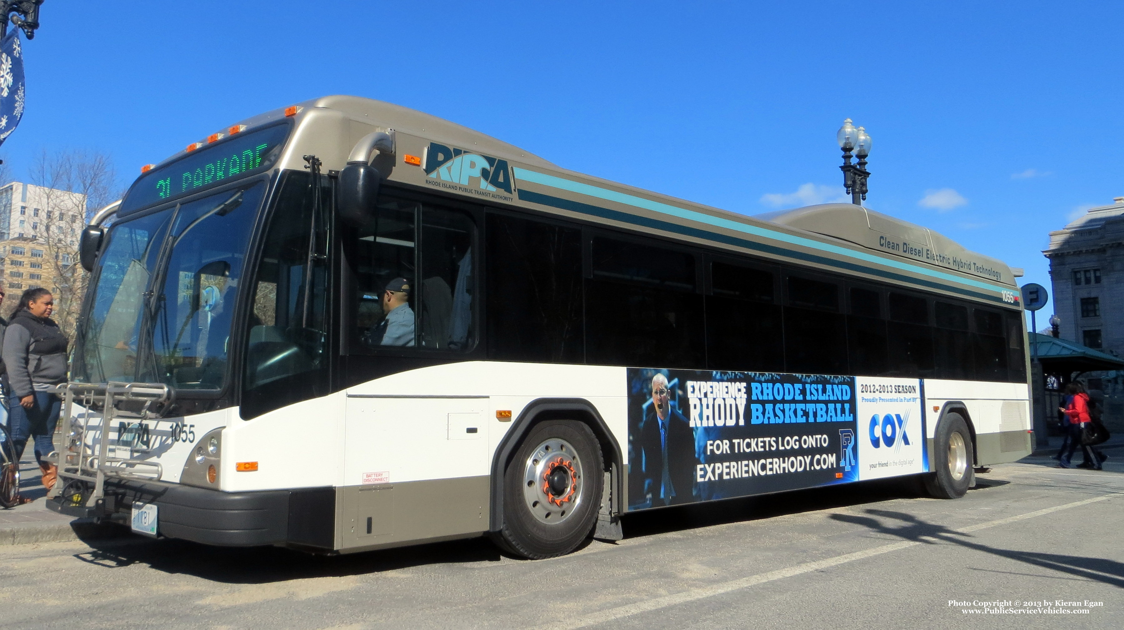 A photo  of Rhode Island Public Transit Authority
            Bus 1055, a 2010 Gillig BRT HEV             taken by Kieran Egan