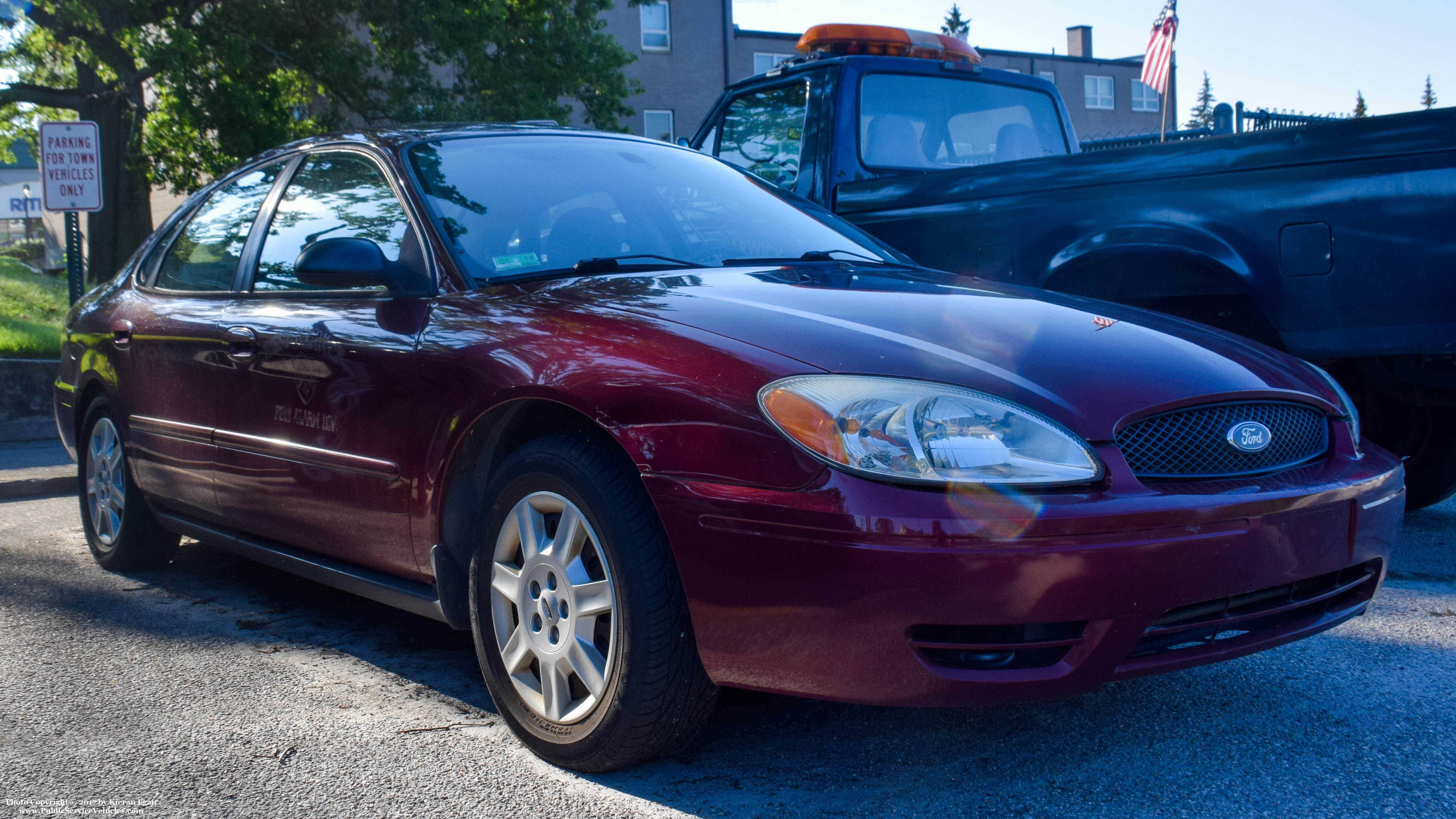 A photo  of West Warwick Fire
            Fire Alarm Unit, a 2004 Ford Taurus             taken by Kieran Egan