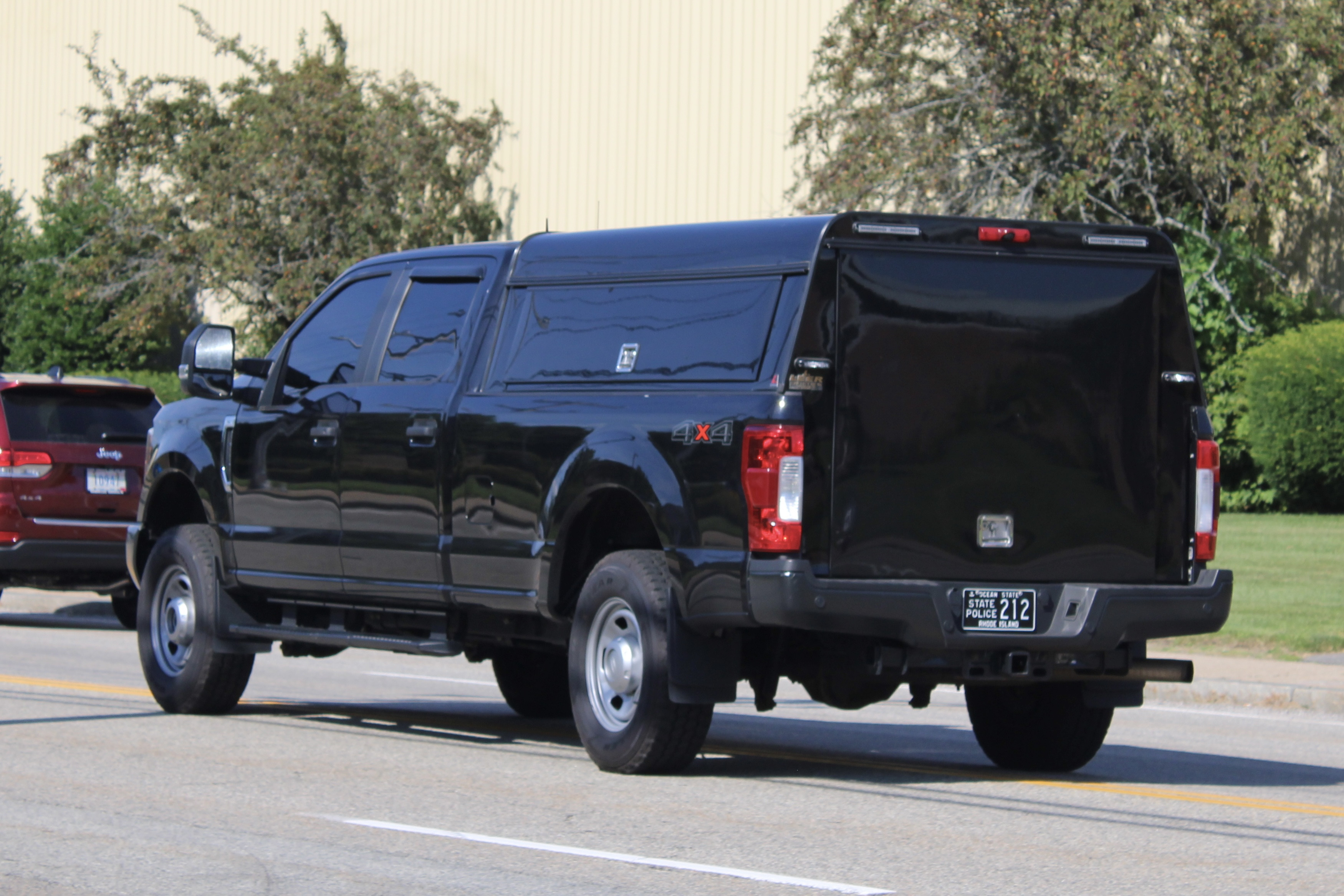 A photo  of Rhode Island State Police
            Cruiser 212, a 2019 Ford F-350 Crew Cab             taken by @riemergencyvehicles
