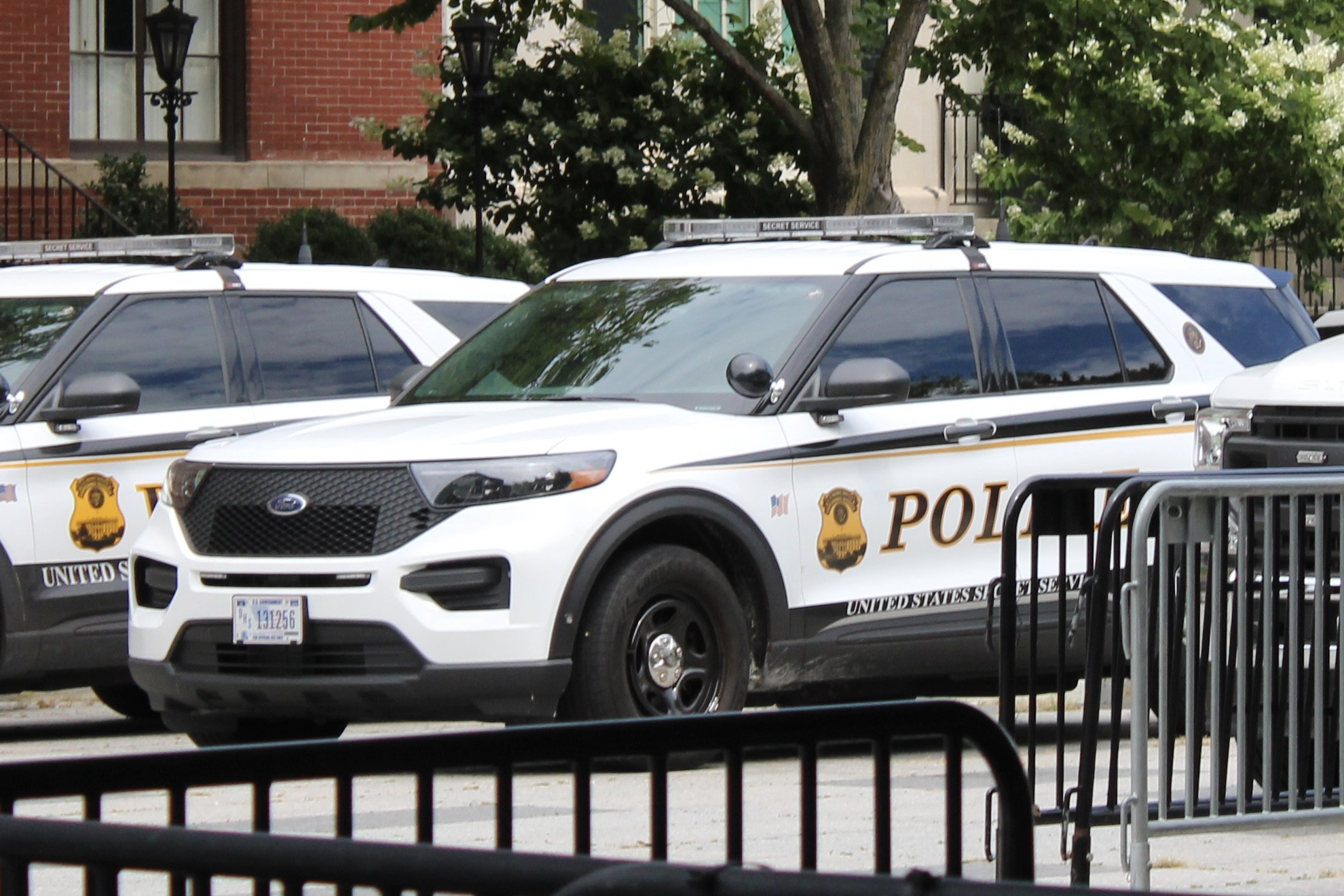 A photo  of United States Secret Service
            Cruiser 1265, a 2020-2022 Ford Police Interceptor Utility             taken by @riemergencyvehicles
