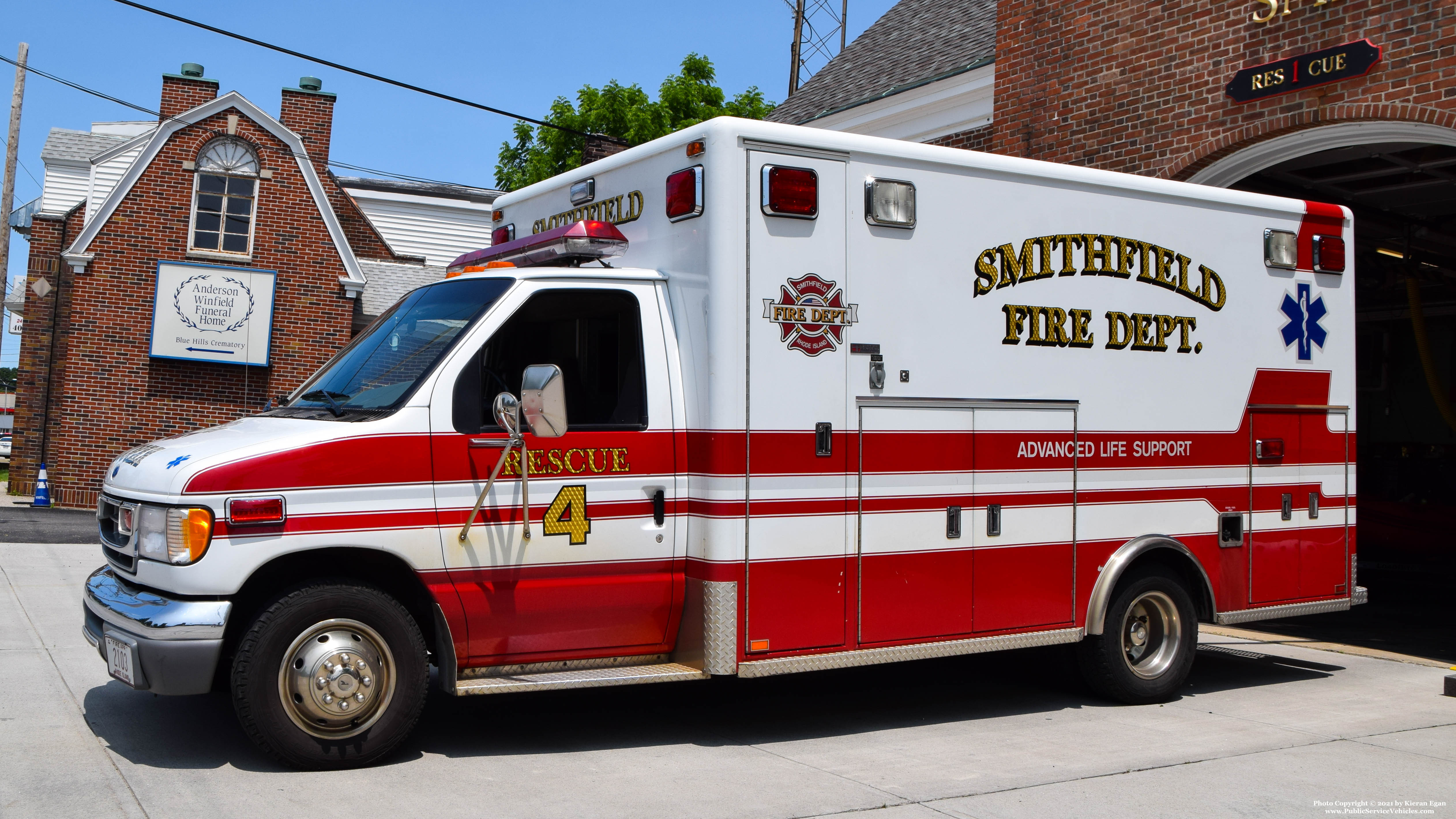 A photo  of Smithfield Fire
            Rescue 4, a 1996 Ford E-450             taken by Kieran Egan