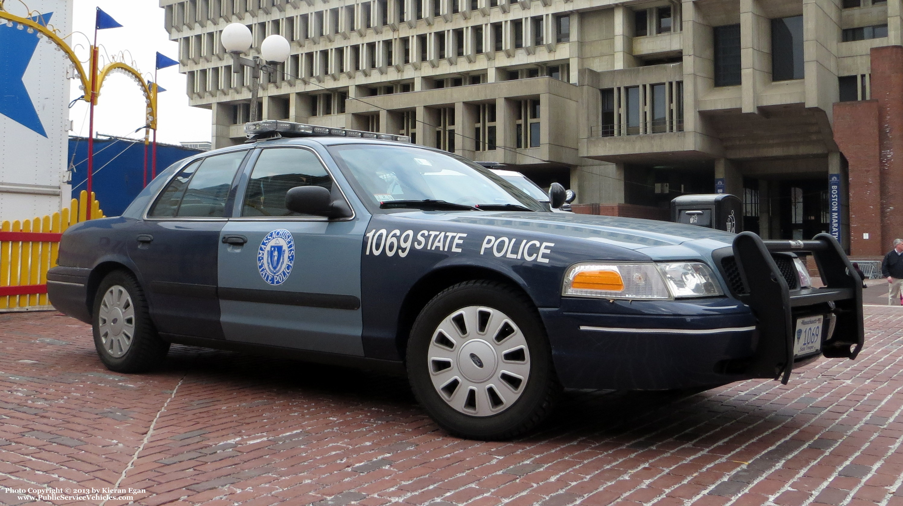A photo  of Massachusetts State Police
            Cruiser 1069, a 2006-2008 Ford Crown Victoria Police Interceptor             taken by Kieran Egan