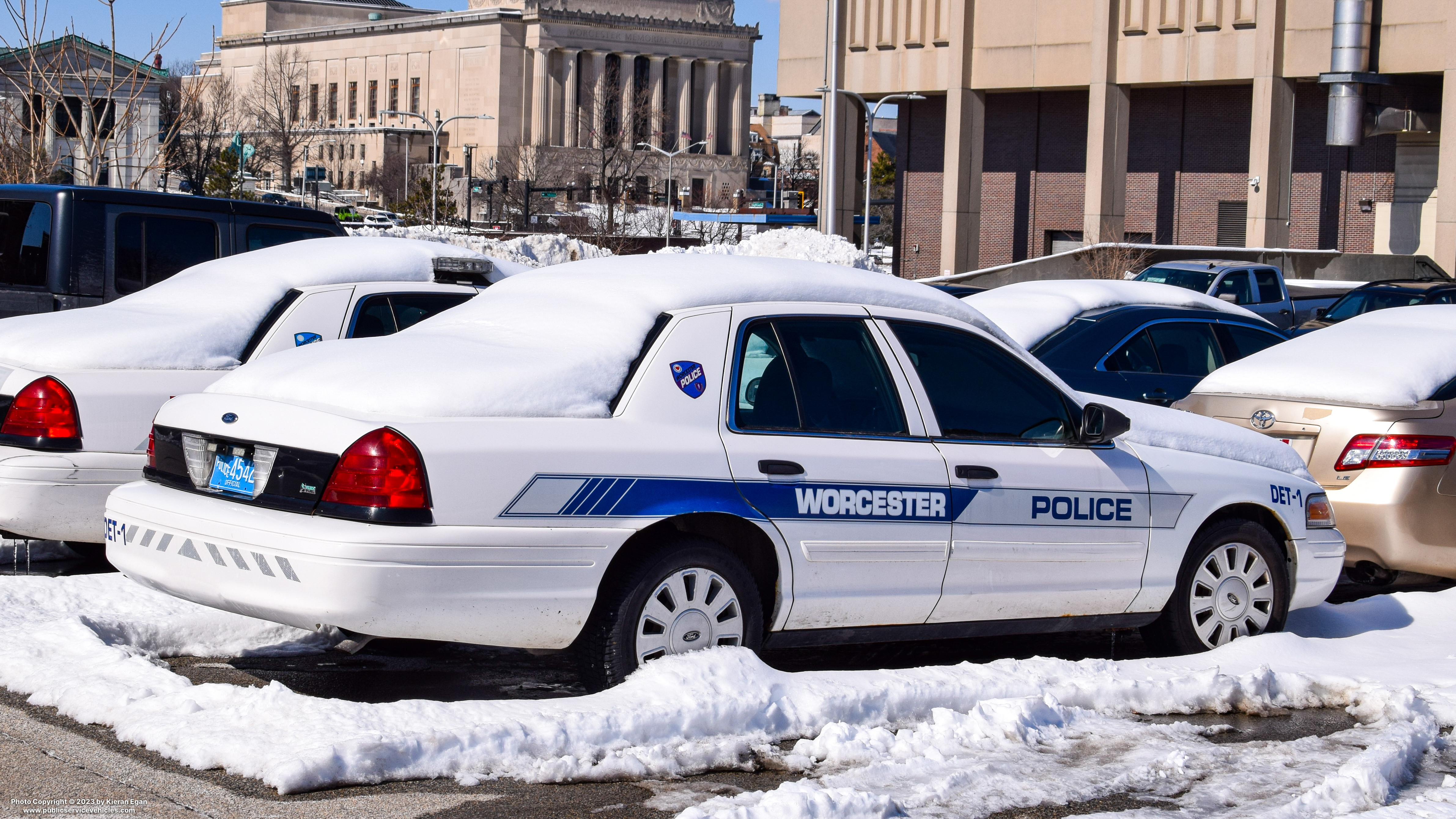 A photo  of Worcester Police
            Detail 1, a 2011 Ford Crown Victoria Police Interceptor             taken by Kieran Egan