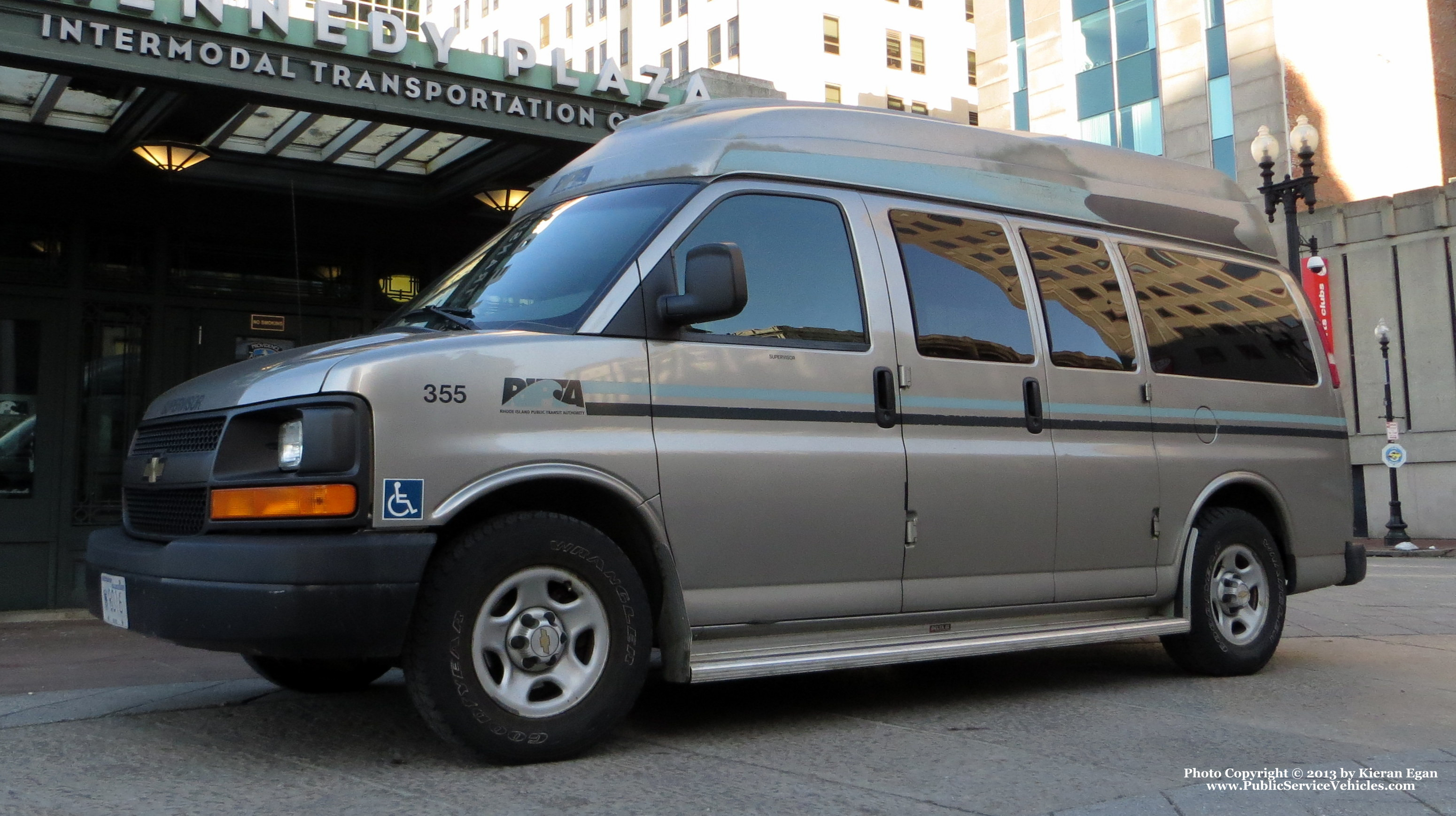 A photo  of Rhode Island Public Transit Authority
            Van 40355, a 2003 Chevrolet Express             taken by Kieran Egan