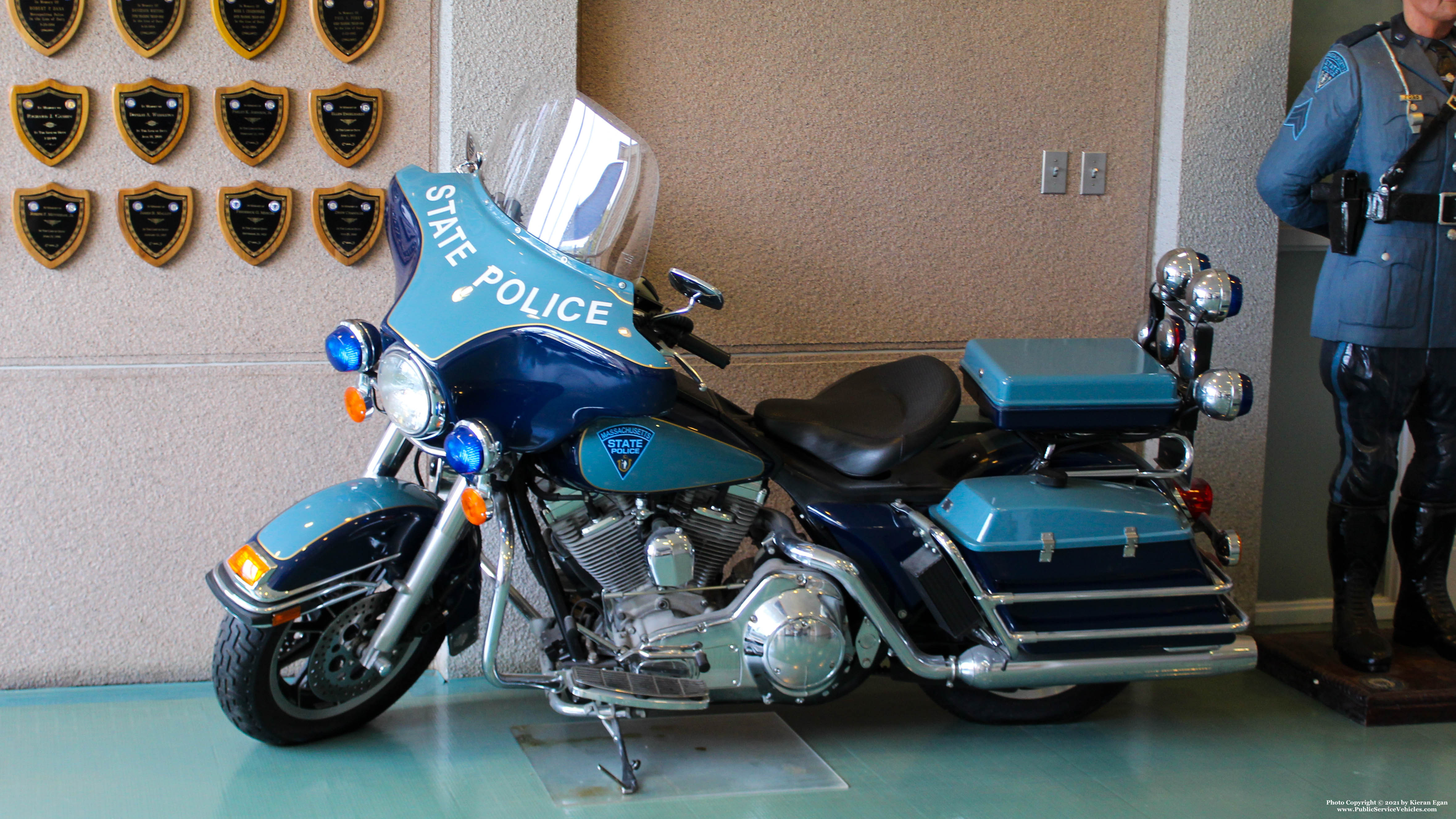 A photo  of Massachusetts State Police
            Motorcycle 1F, a 1990-2010 Harley-Davidson Electra Glide             taken by Kieran Egan
