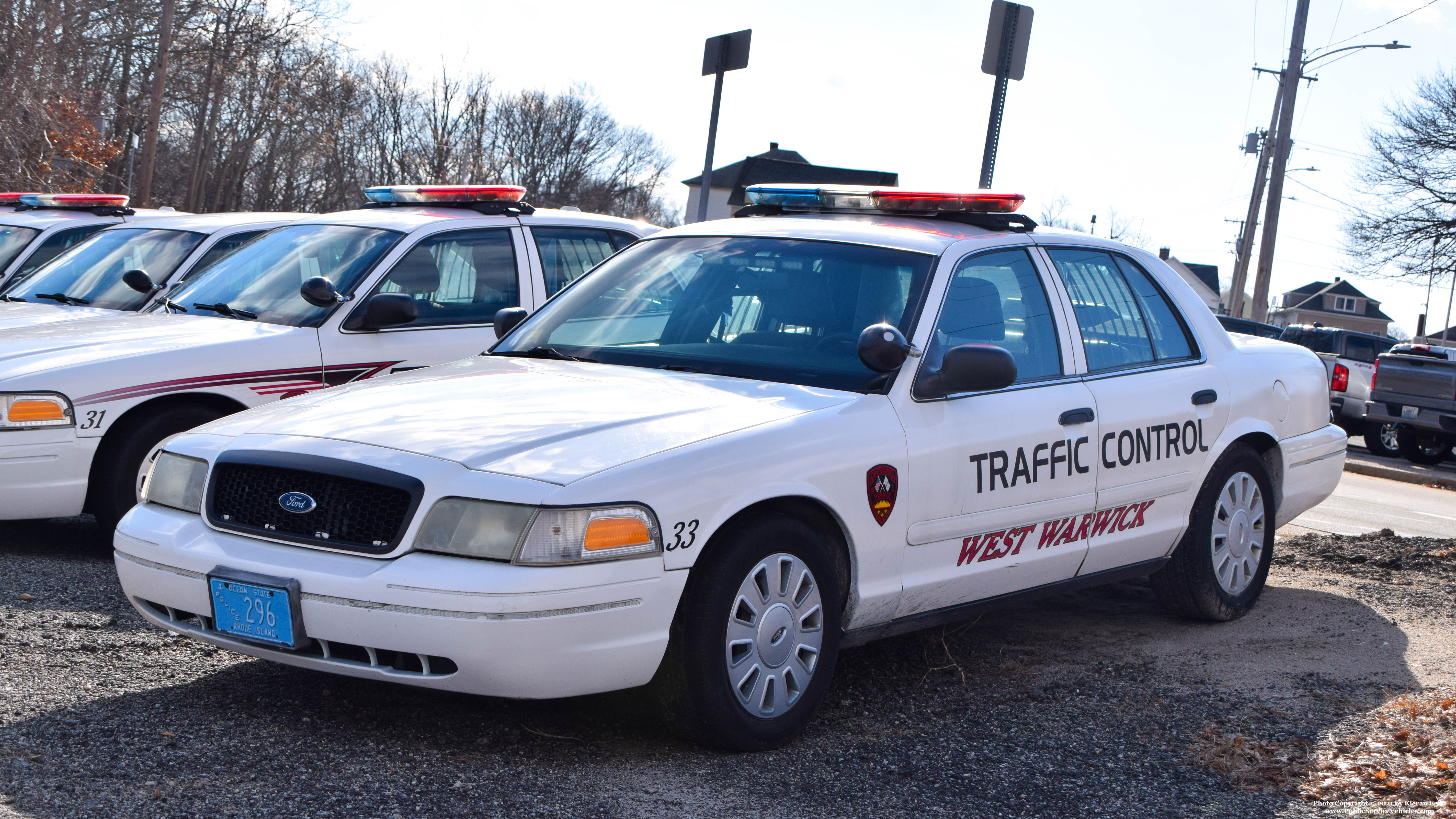 A photo  of West Warwick Police
            Car 33, a 2007 Ford Crown Victoria Police Interceptor             taken by Kieran Egan
