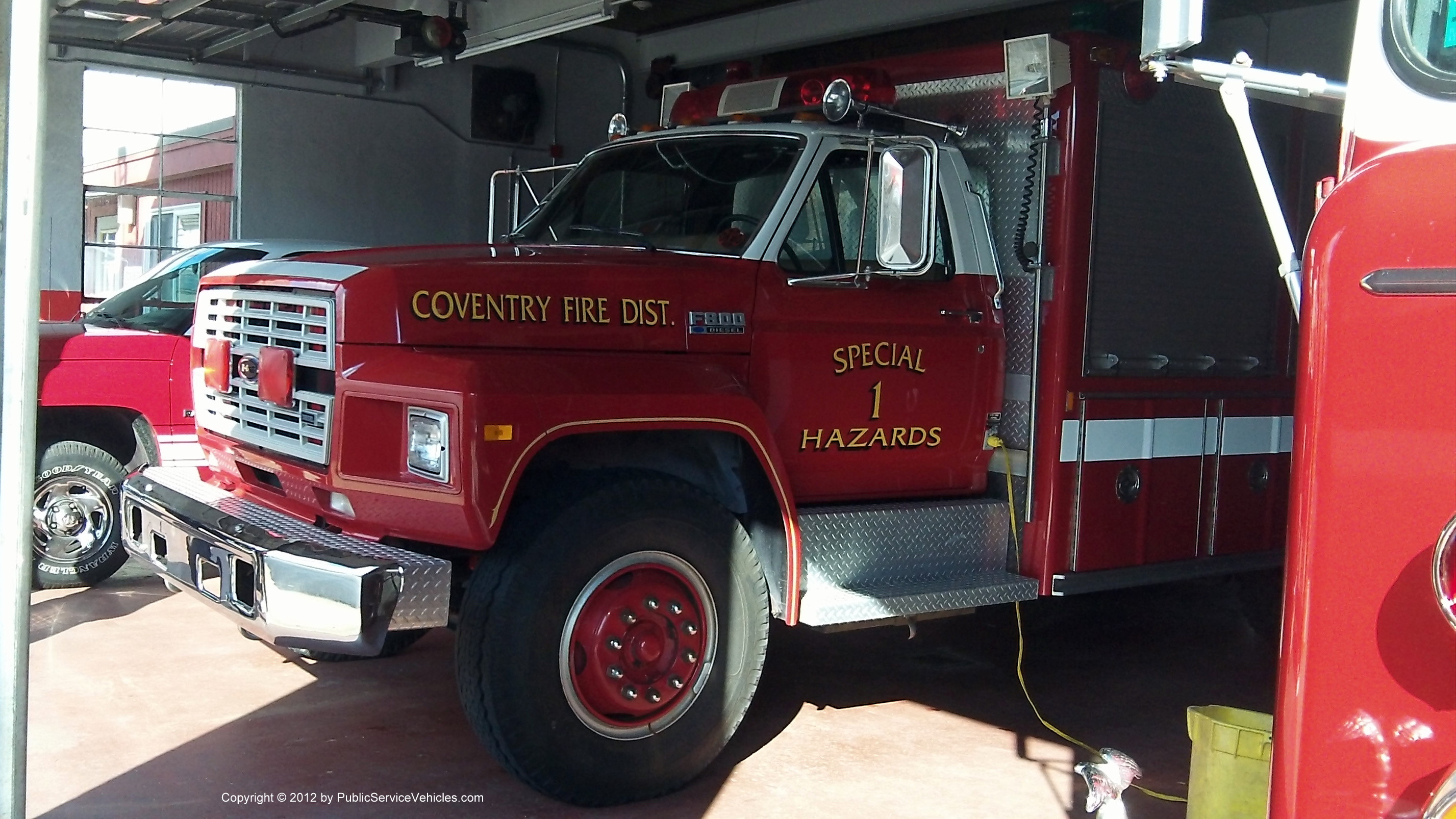 A photo  of Coventry Fire District
            Special Hazards 1, a 1988 Ford F-800             taken by Kieran Egan