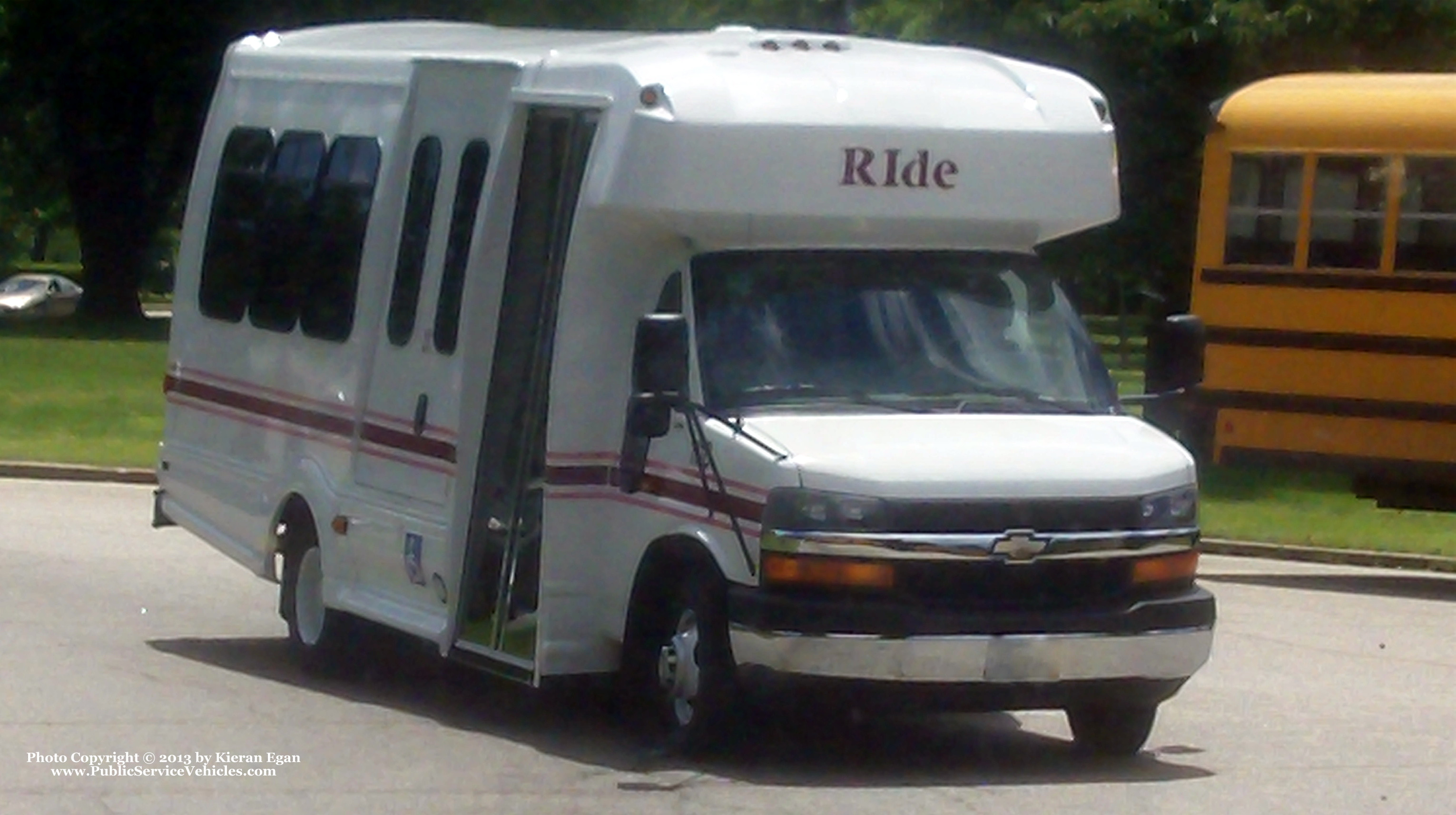 A photo  of Rhode Island Public Transit Authority
            Paratransit Bus 21125, a 2011 Chevrolet 4500 Bus             taken by Kieran Egan