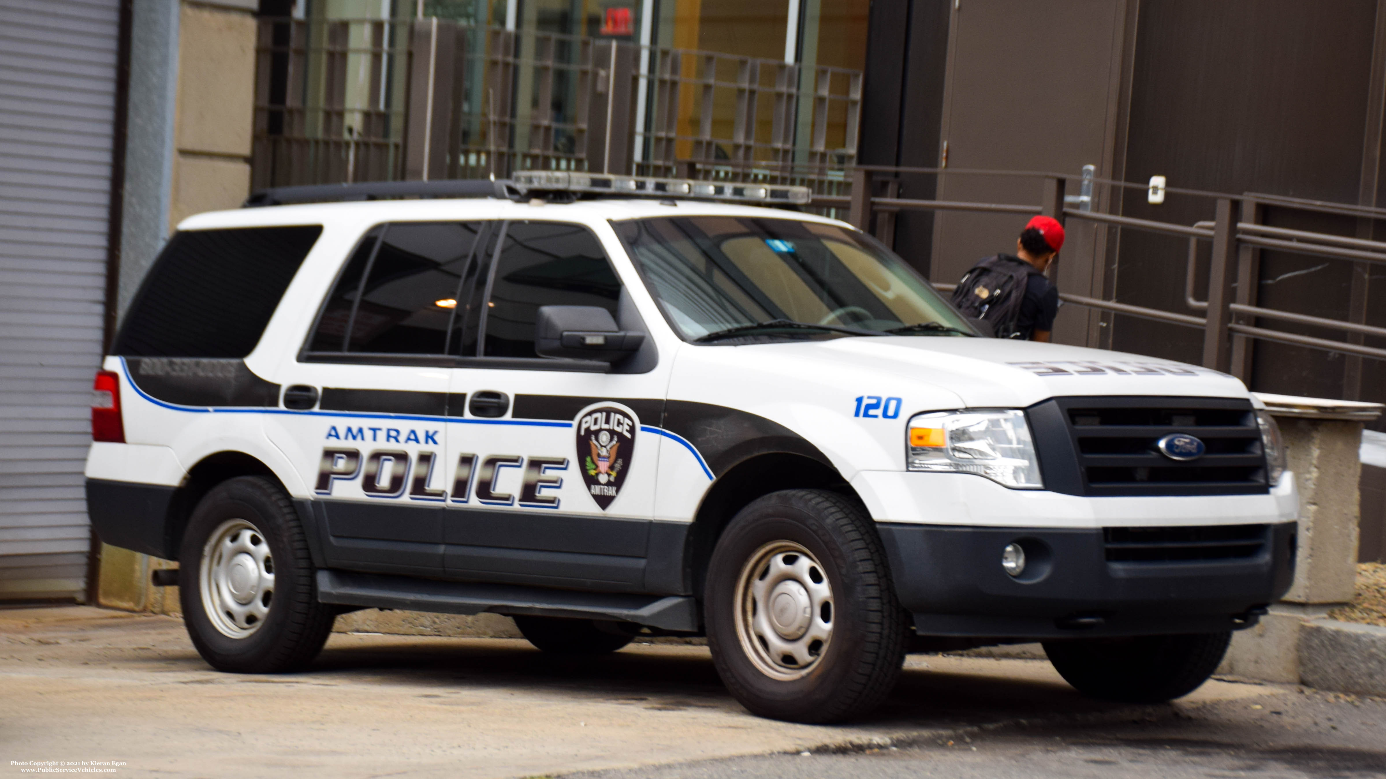 A photo  of Amtrak Police
            Cruiser 120, a 2007-2014 Ford Expedition             taken by Kieran Egan
