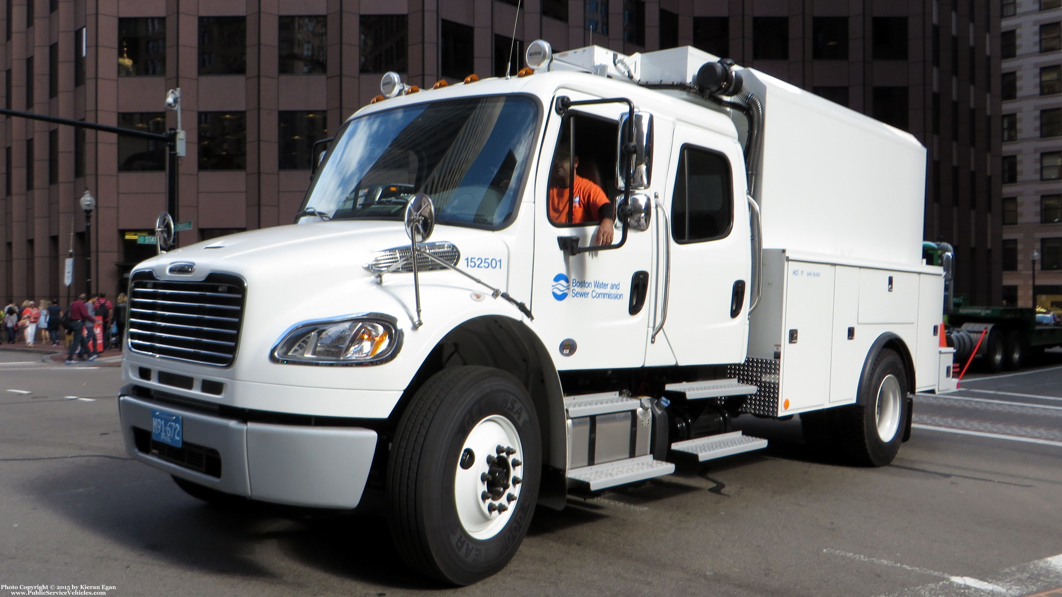 A photo  of Boston Water & Sewer Commission
            Truck 152501, a 2015 Freightliner M2 Crew Cab             taken by Kieran Egan