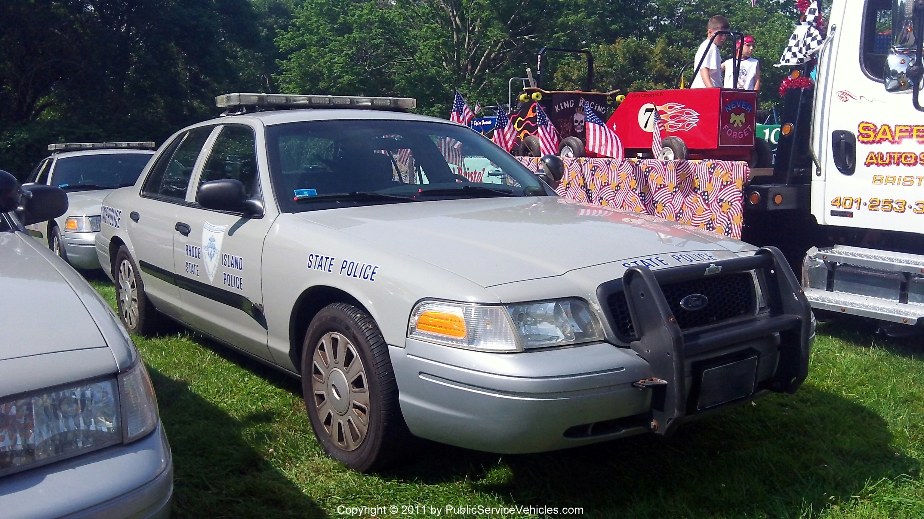 A photo  of Rhode Island State Police
            Cruiser 129, a 2006-2008 Ford Crown Victoria Police Interceptor             taken by Kieran Egan