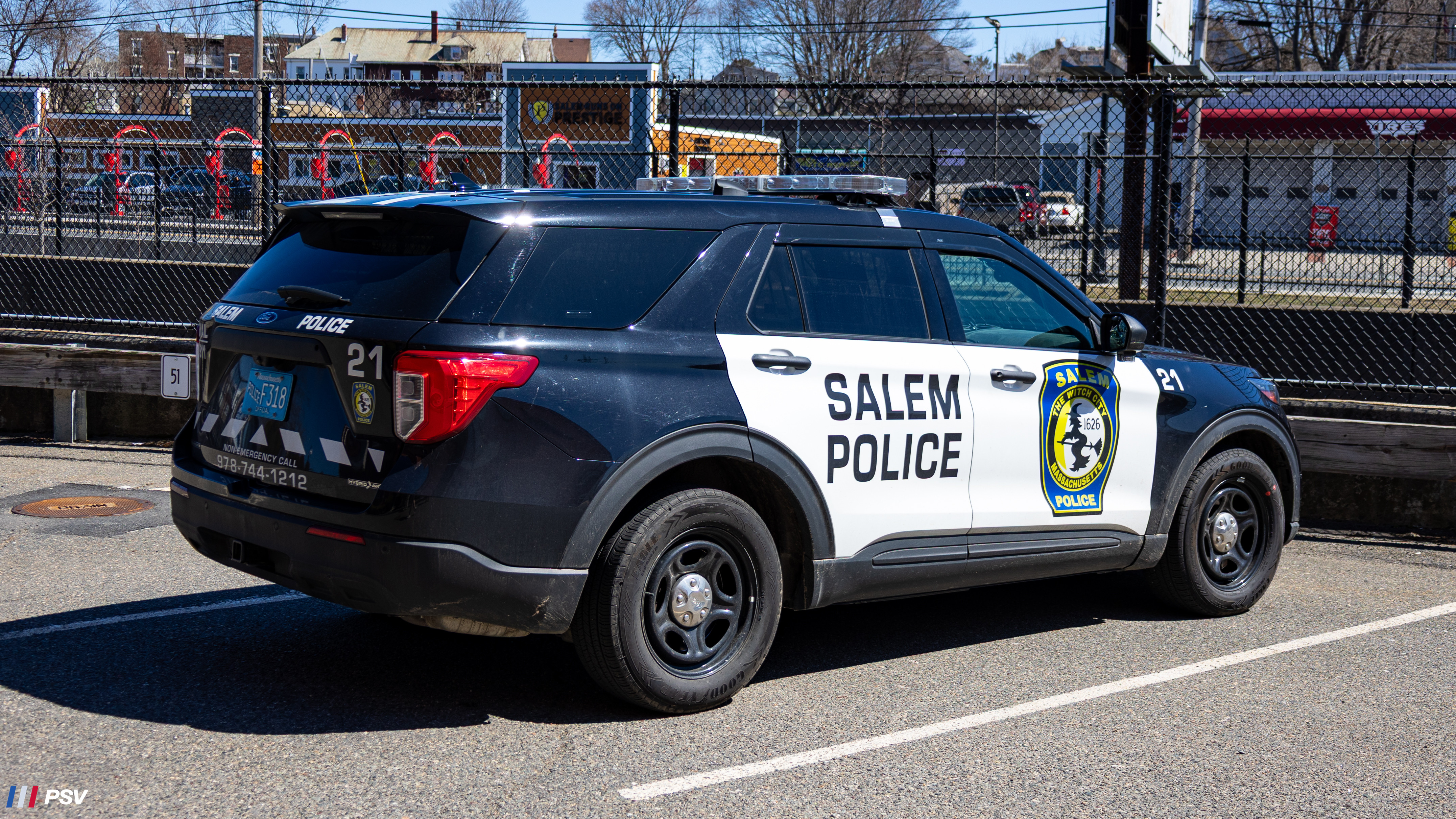 A photo  of Salem Police
            Cruiser 21, a 2020 Ford Police Interceptor Utility             taken by Kieran Egan