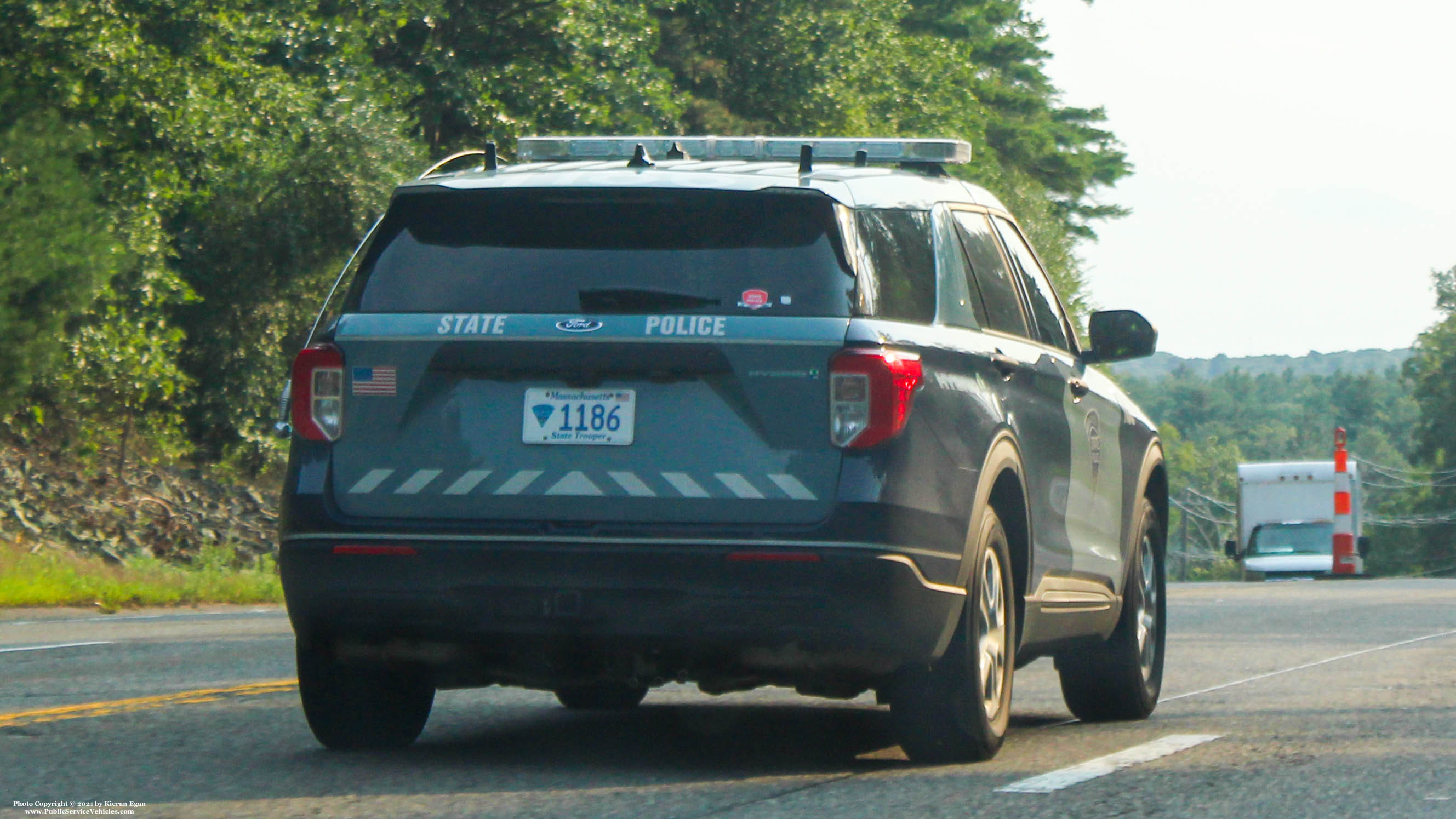 A photo  of Massachusetts State Police
            Cruiser 1186, a 2020 Ford Police Interceptor Utility Hybrid             taken by Kieran Egan