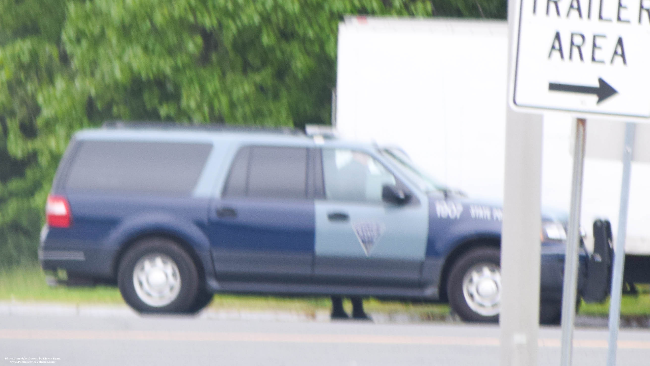 A photo  of Massachusetts State Police
            Cruiser 1907, a 2017 Ford Expedition             taken by Kieran Egan