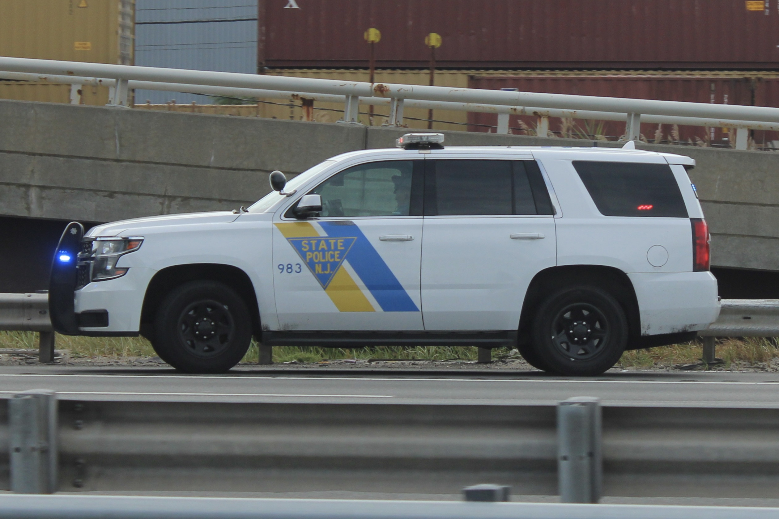 A photo  of New Jersey State Police
            Cruiser 983, a 2017 Chevrolet Tahoe             taken by @riemergencyvehicles