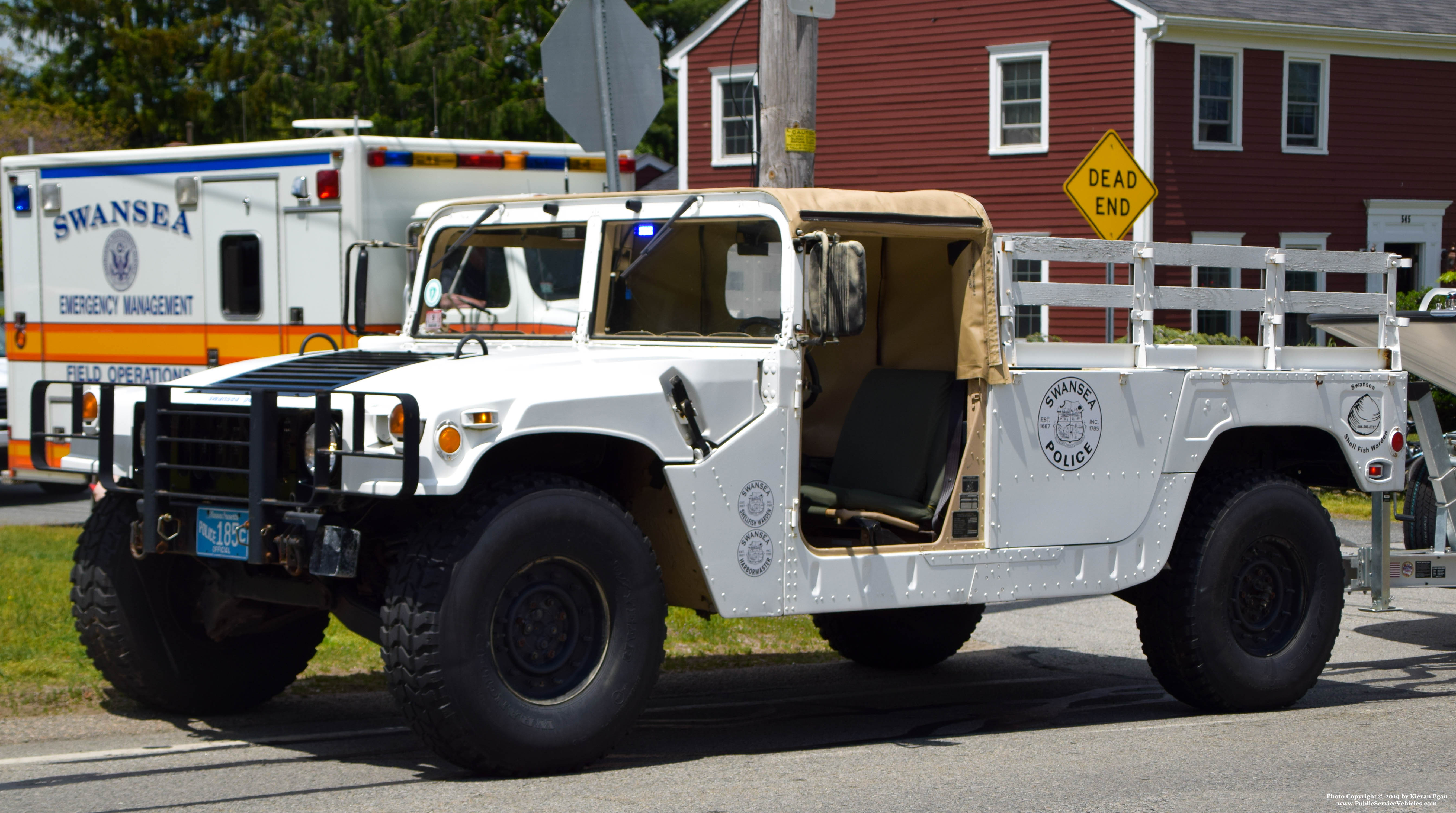 A photo  of Swansea Police
            Humvee 3, a 1987 AM General Humvee             taken by Kieran Egan