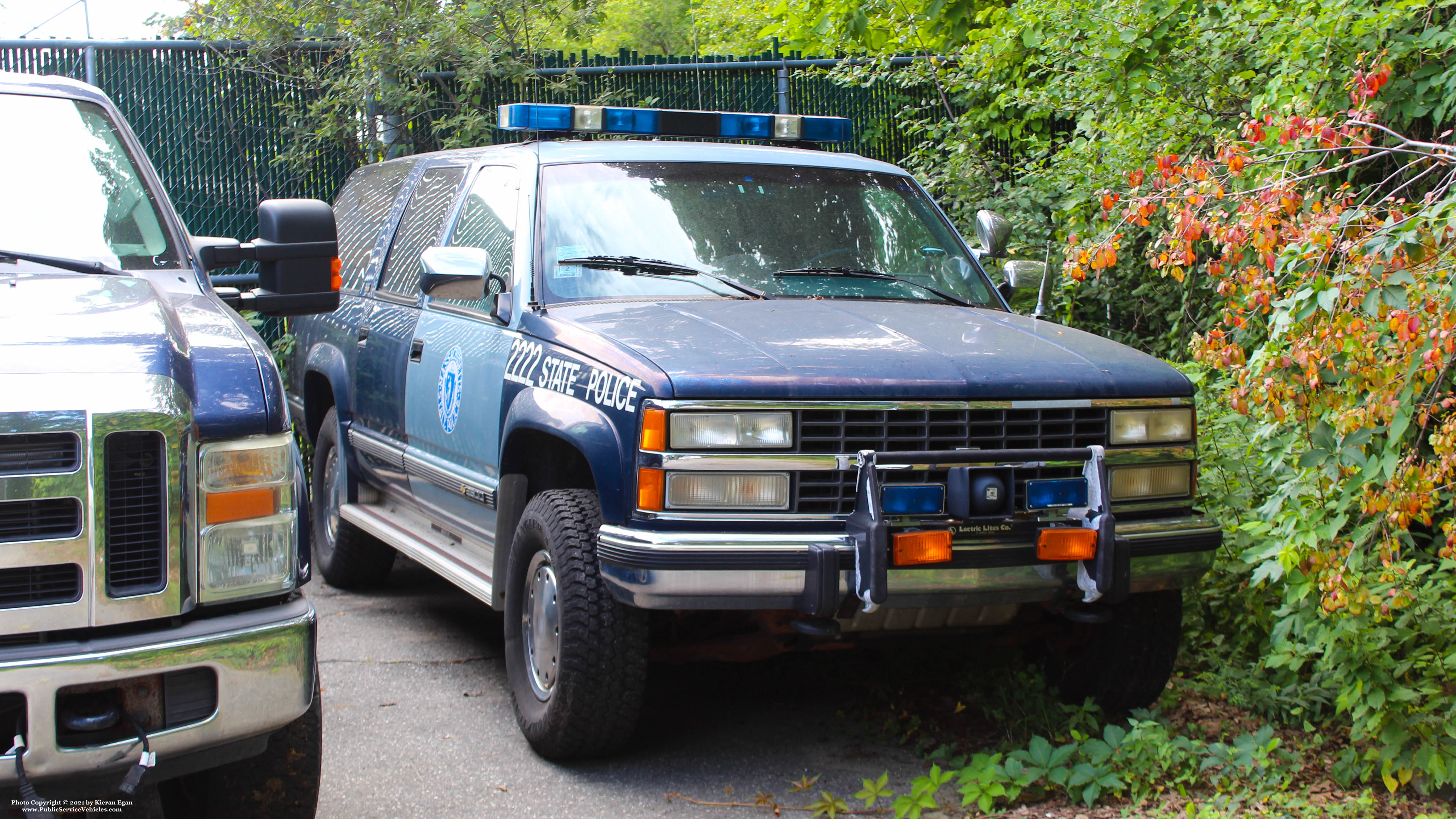 A photo  of Massachusetts State Police
            Cruiser 2222, a 1993 Chevrolet Suburban 2500             taken by Kieran Egan