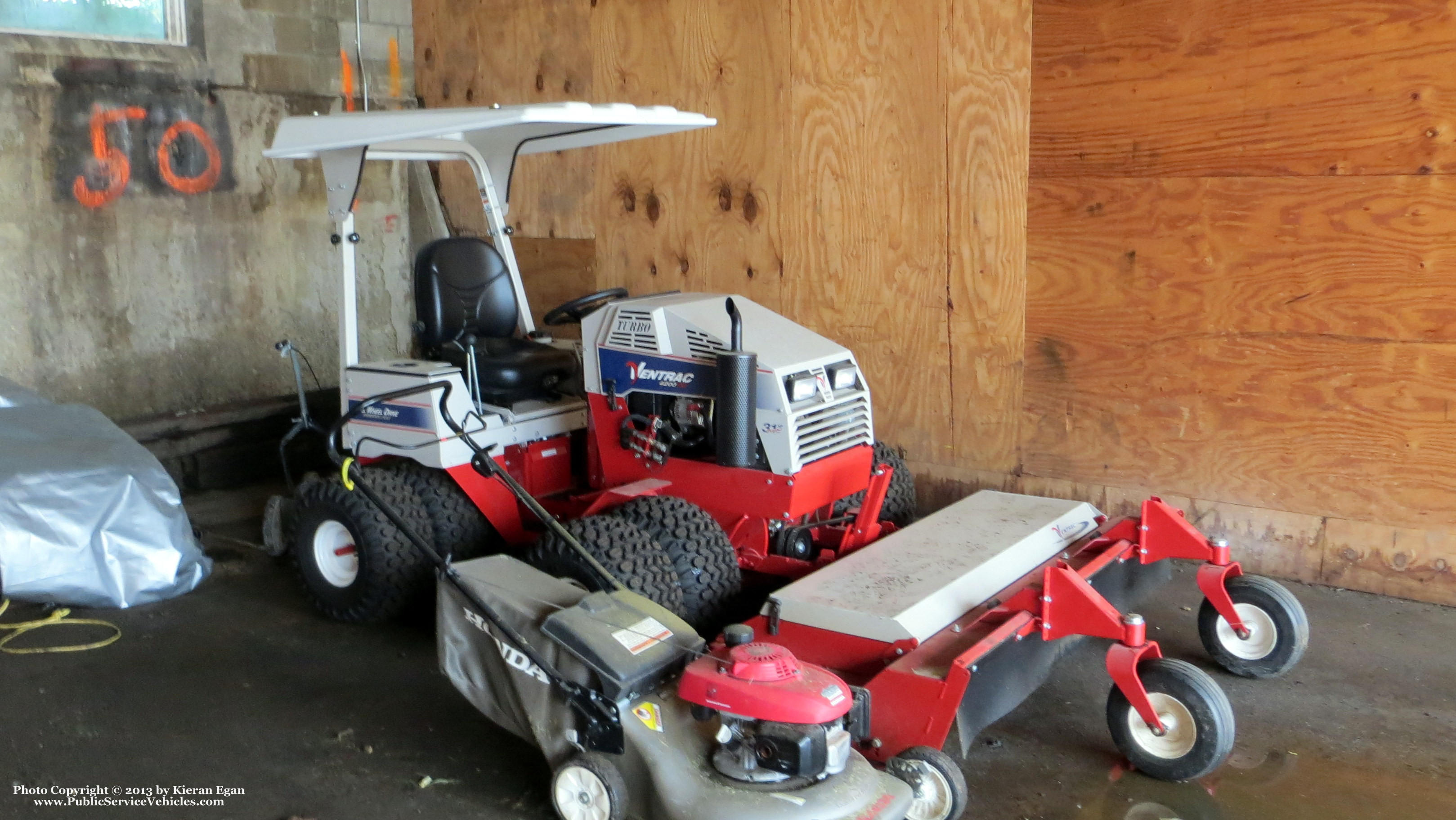 A photo  of Norwood Public Works
            Mower, a 1990-2010 Ventrac             taken by Kieran Egan