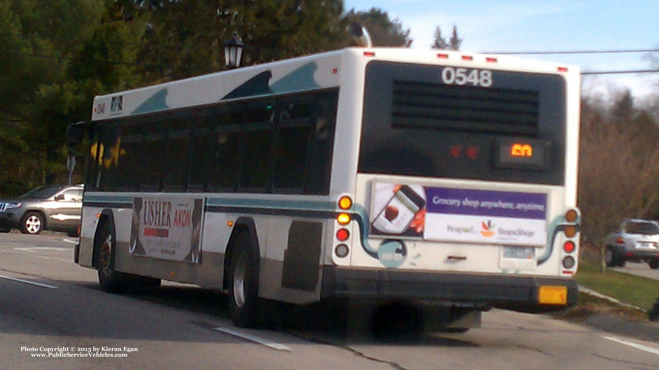 A photo  of Rhode Island Public Transit Authority
            Bus 0548, a 2005 Gillig Low Floor             taken by Kieran Egan