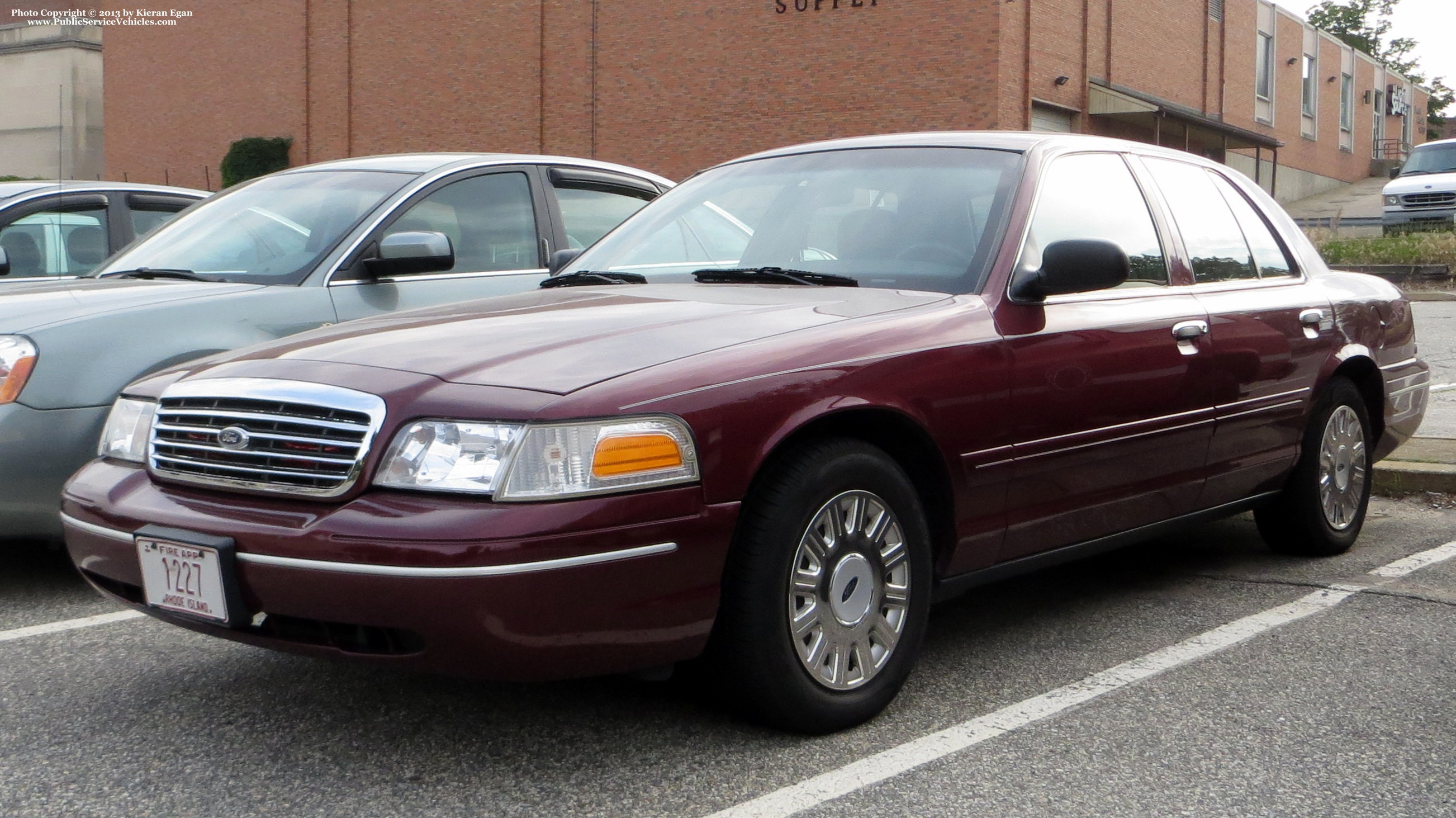 A photo  of Pawtucket Fire
            Fire Prevention Captain, a 2003-2005 Ford Crown Victoria Police Interceptor             taken by Kieran Egan