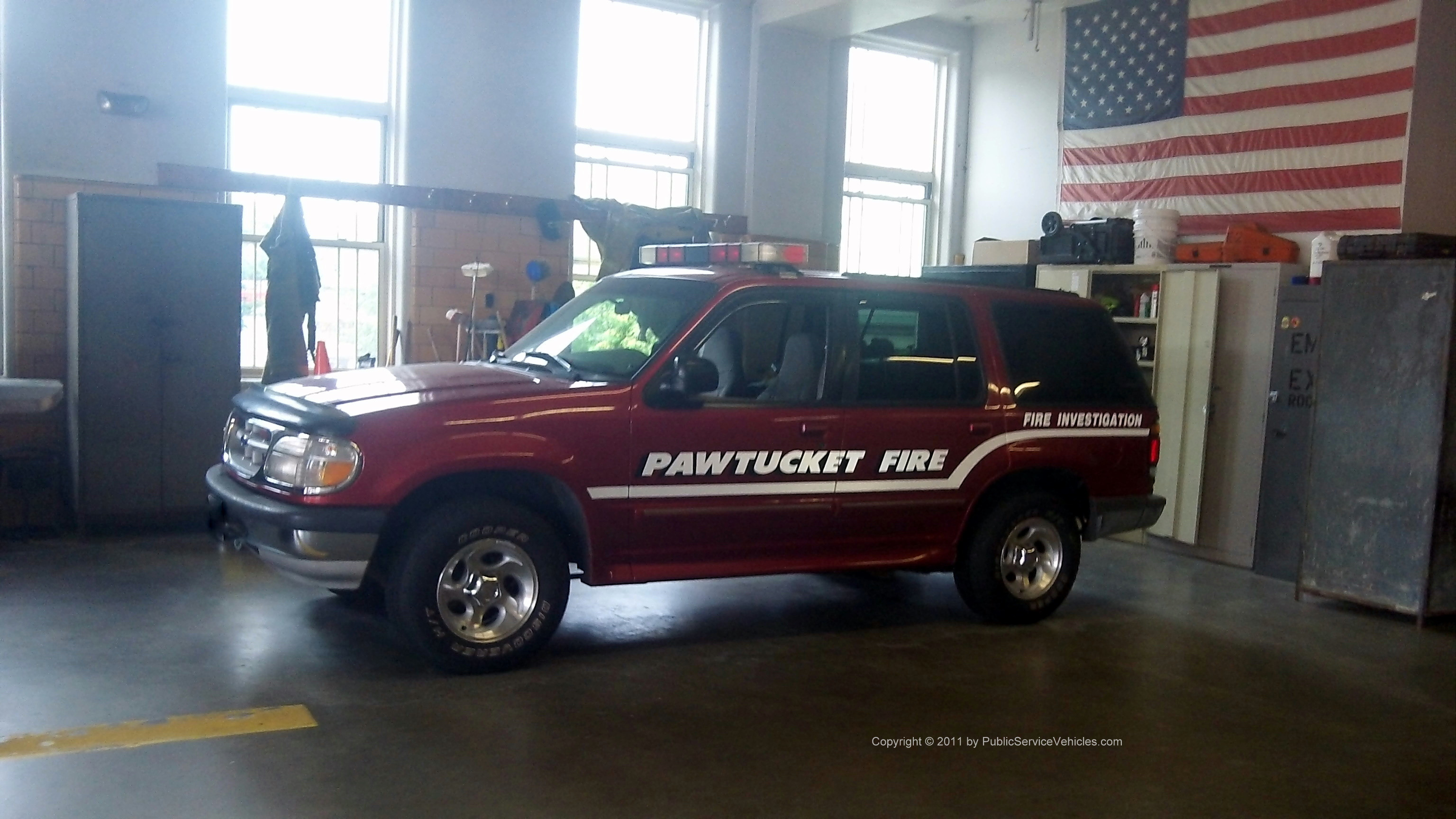 A photo  of Pawtucket Fire
            Fire Investigation Unit, a 1995-2001 Ford Explorer             taken by Kieran Egan