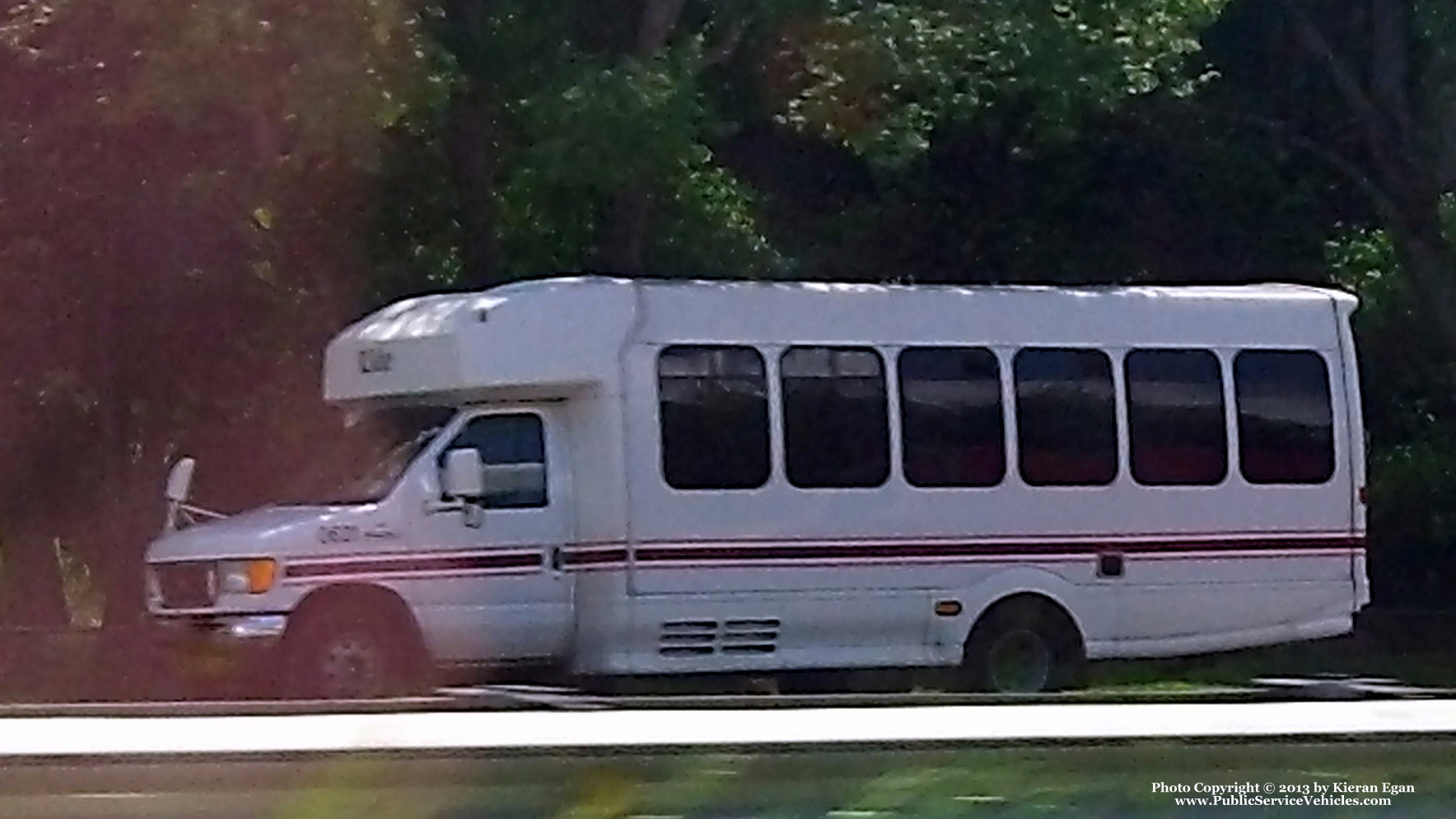 A photo  of Rhode Island Public Transit Authority
            Paratransit Bus 0620, a 2006 Ford E-450 Bus             taken by Kieran Egan