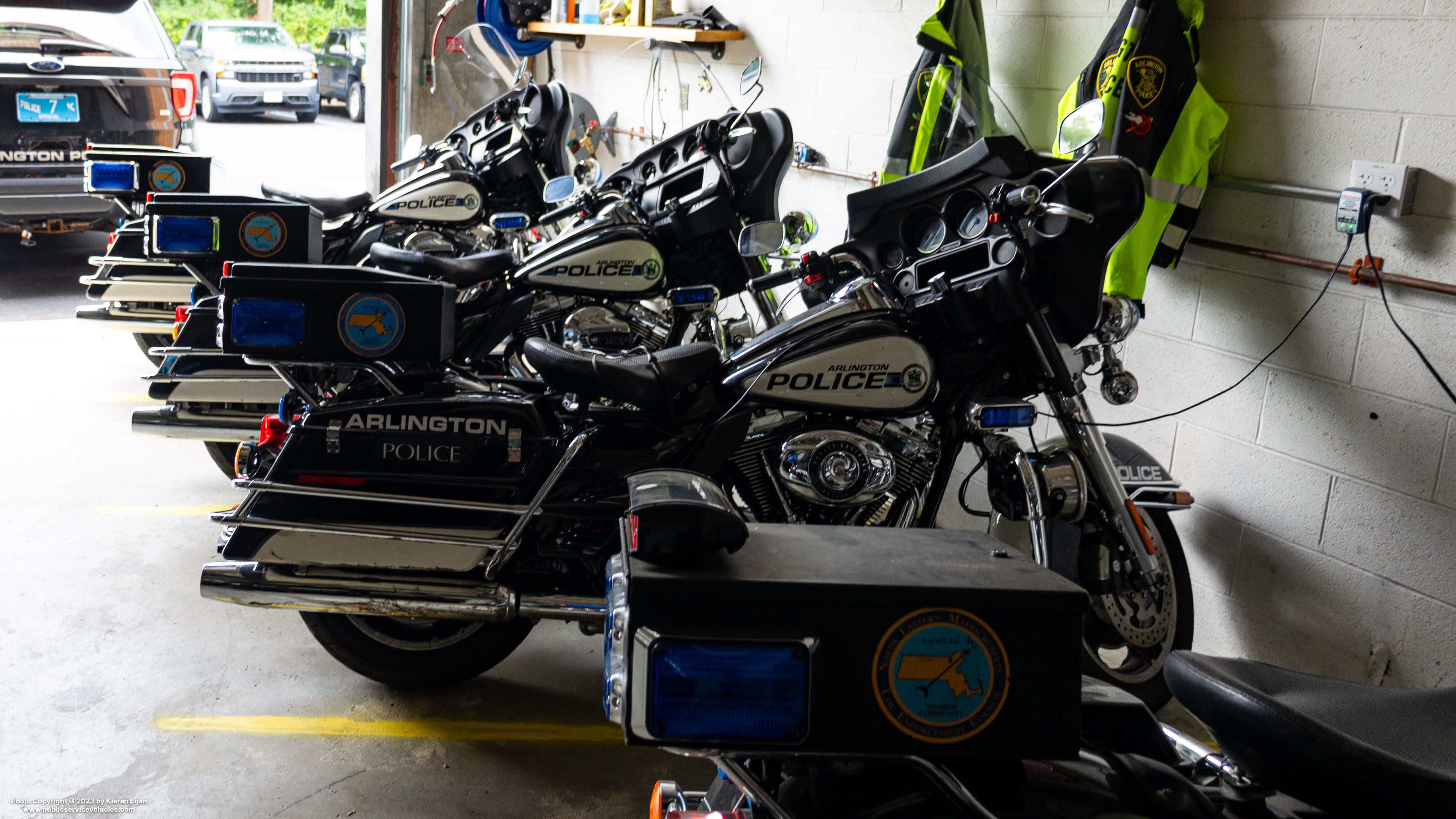 A photo  of Arlington Police
            Motorcycle 3, a 2009 Harley-Davidson Electra Glide             taken by Kieran Egan