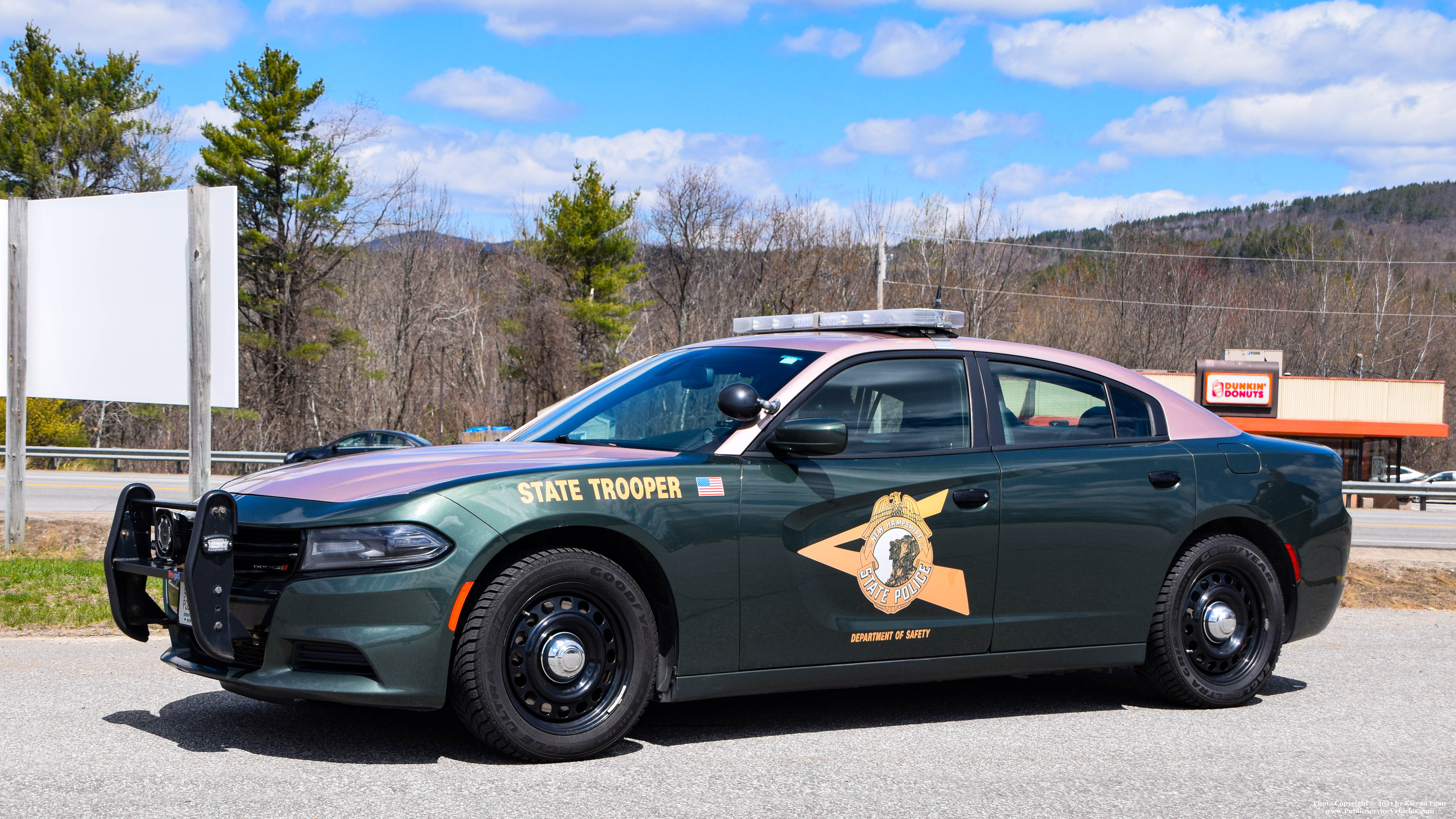 A photo  of New Hampshire State Police
            Cruiser 325, a 2015-2016 Dodge Charger             taken by Kieran Egan