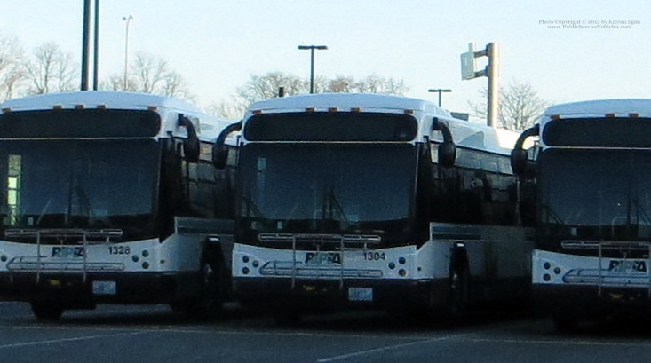 A photo  of Rhode Island Public Transit Authority
            Bus 1304, a 2013 Gillig BRT             taken by Kieran Egan