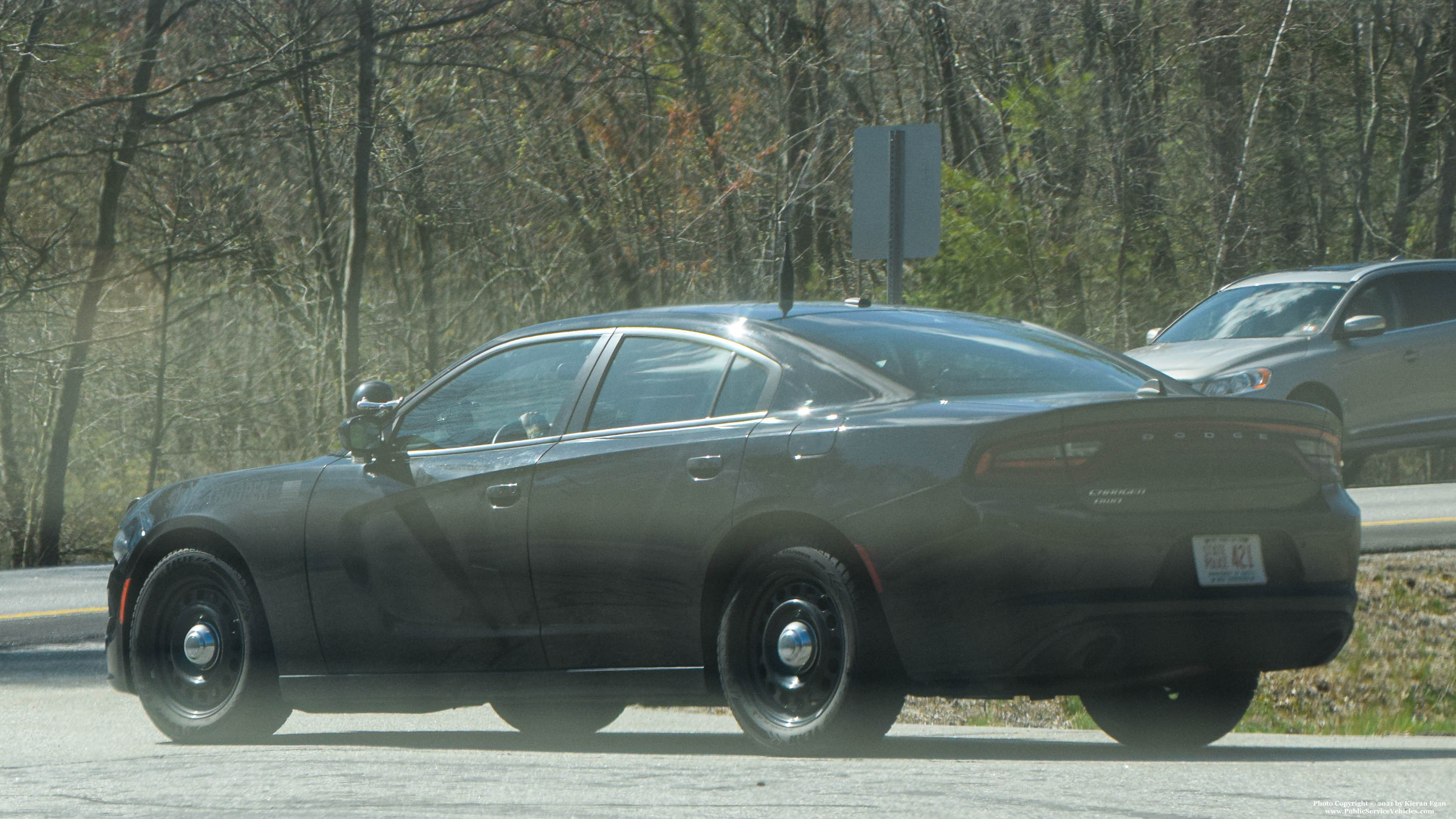 A photo  of New Hampshire State Police
            Cruiser 421, a 2017-2019 Dodge Charger             taken by Kieran Egan