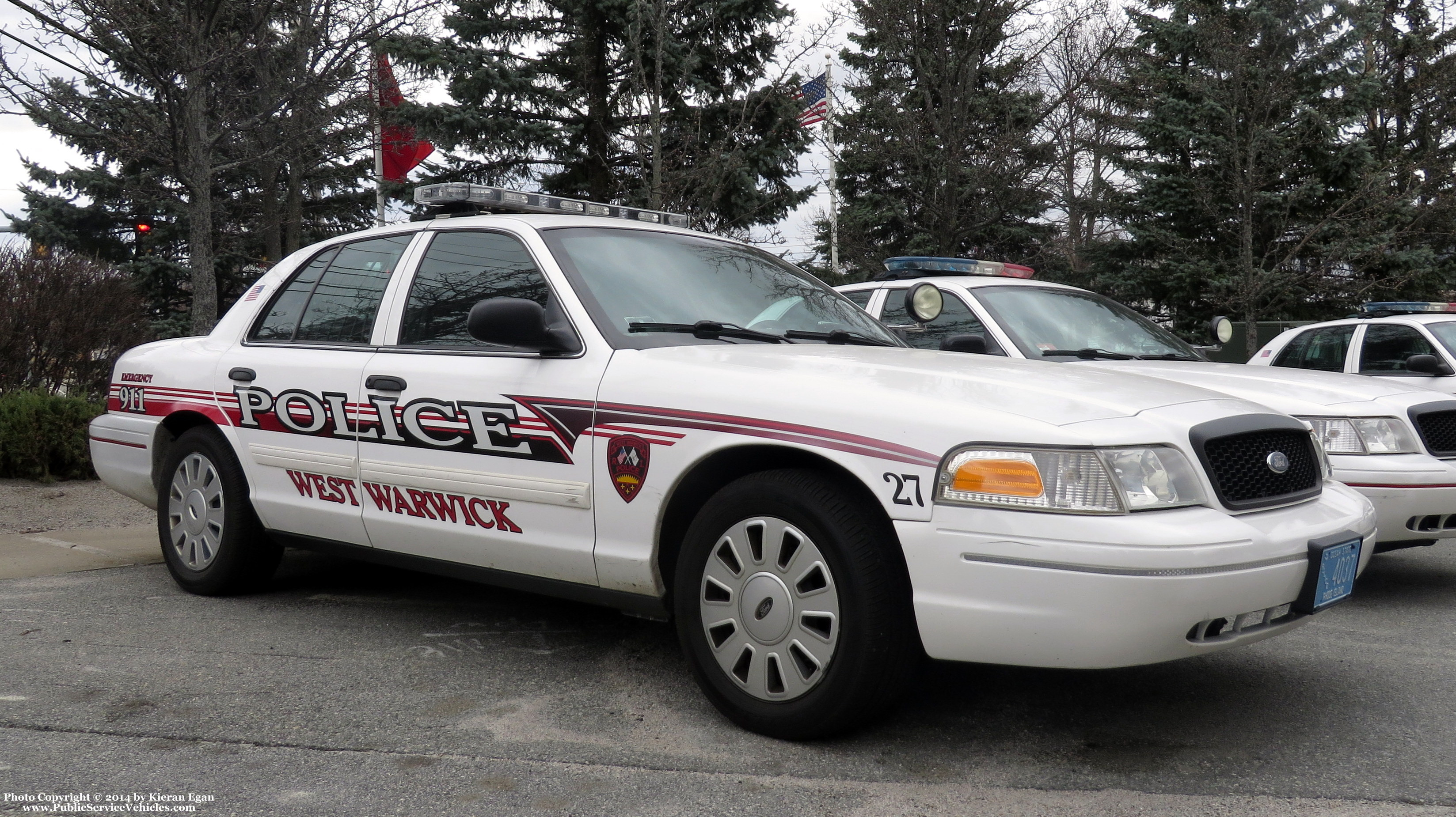 A photo  of West Warwick Police
            Car 27, a 2009-2011 Ford Crown Victoria Police Interceptor             taken by Kieran Egan