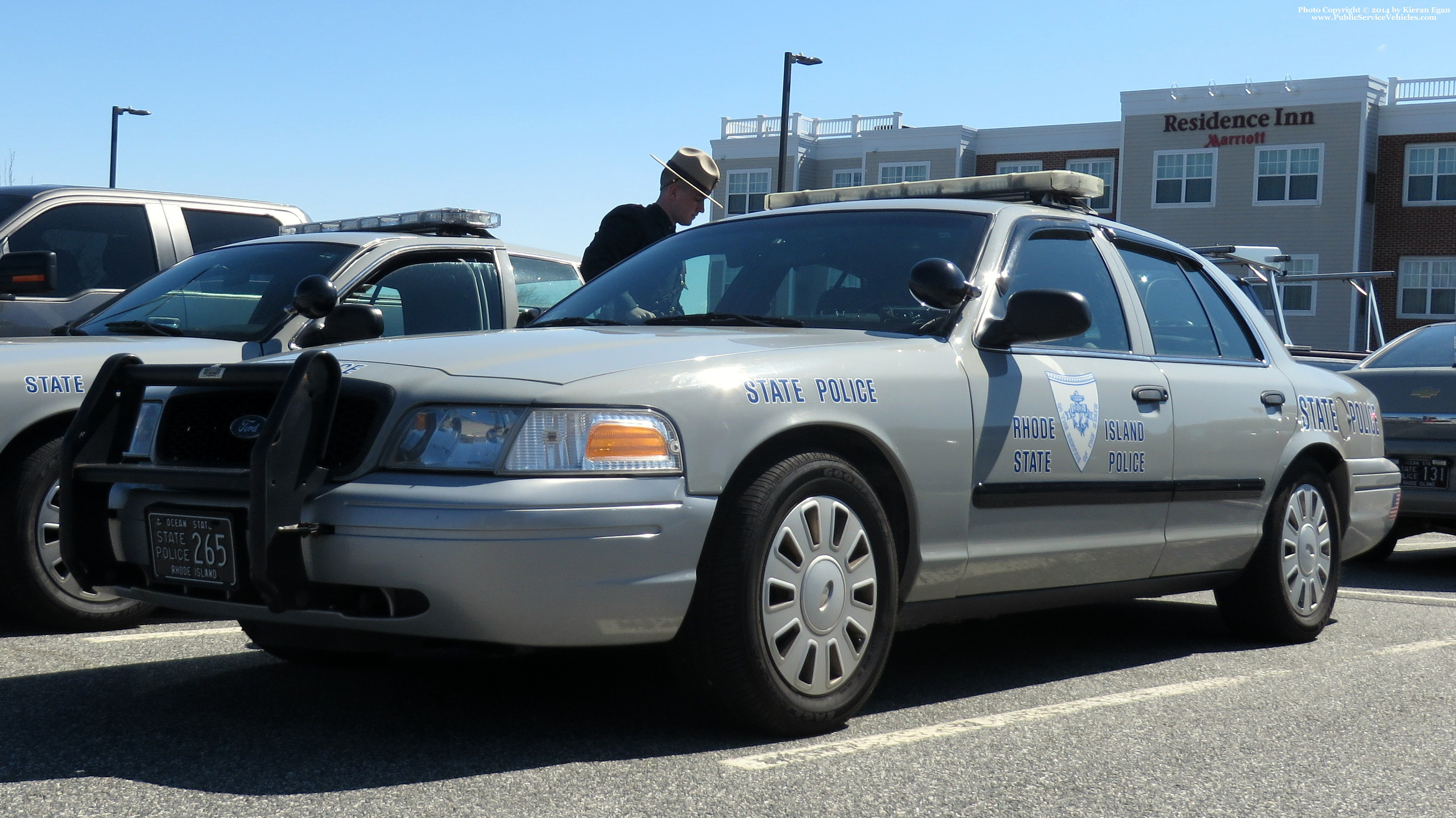A photo  of Rhode Island State Police
            Cruiser 265, a 2006-2008 Ford Crown Victoria Police Interceptor             taken by Kieran Egan
