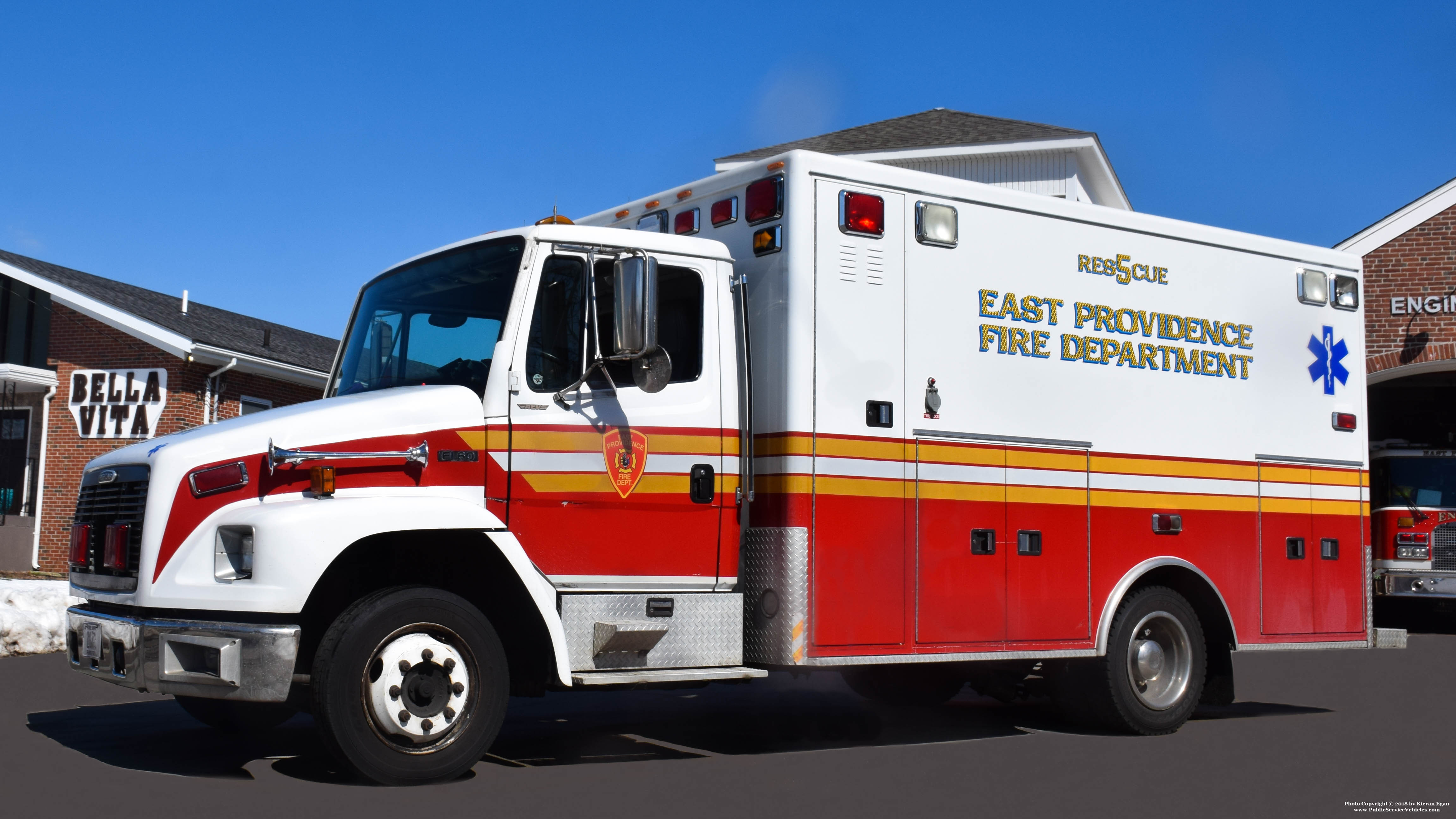 A photo  of East Providence Fire
            Rescue 5, a 1990 Freightliner FL60             taken by Kieran Egan