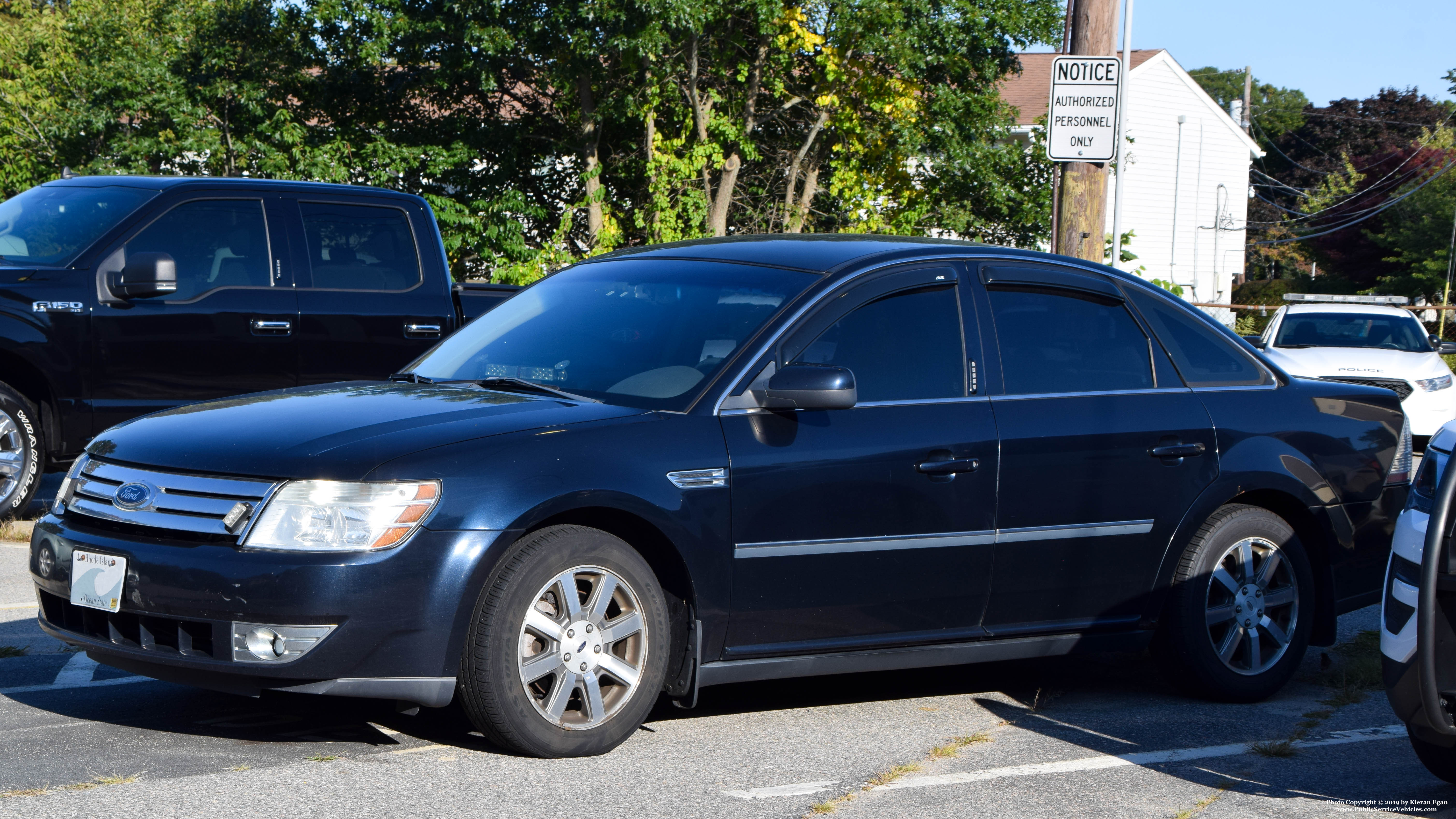 A photo  of North Kingstown Police
            Unmarked Unit, a 2008-2009 Ford Taurus             taken by Kieran Egan