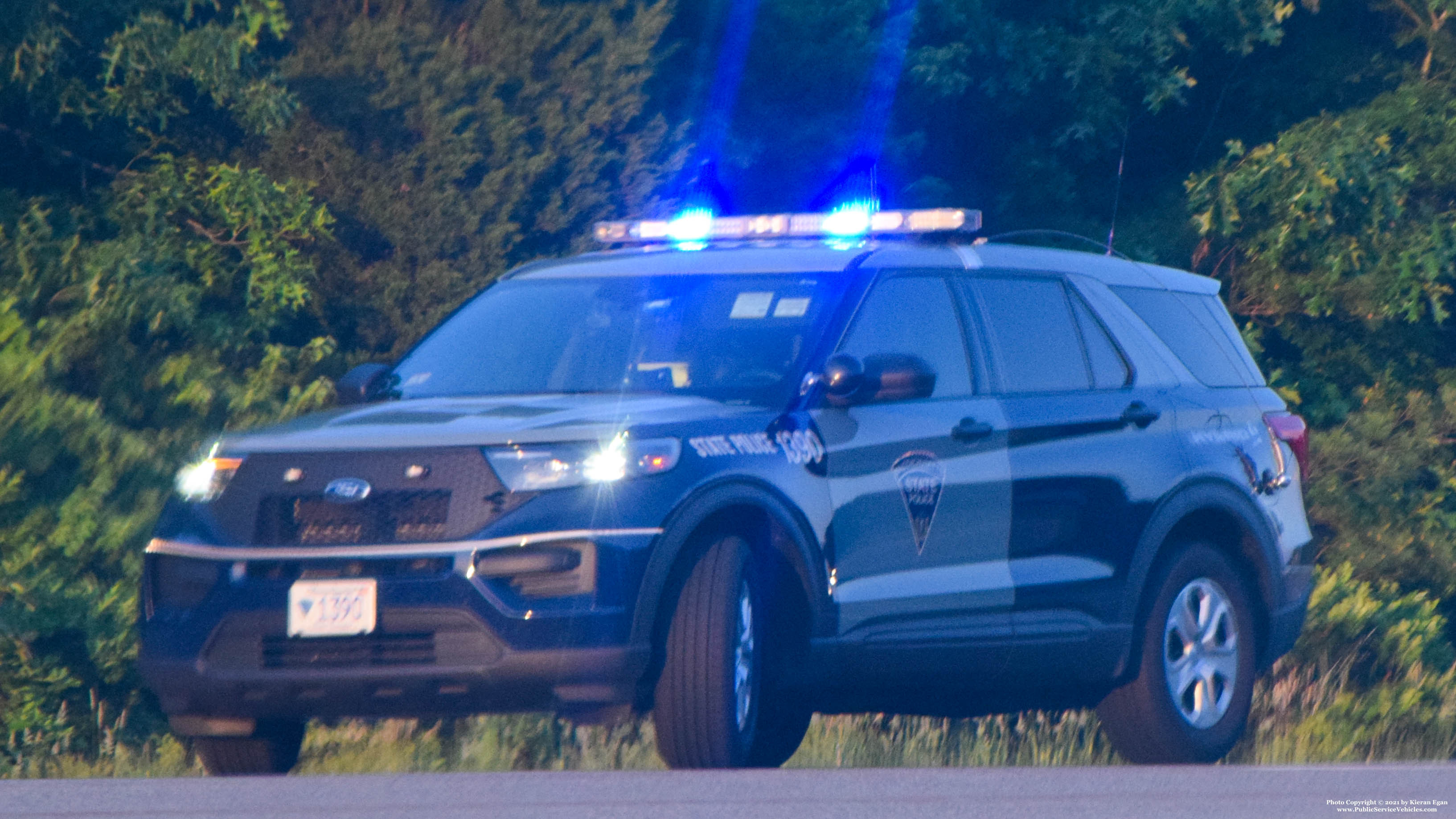 A photo  of Massachusetts State Police
            Cruiser 1390, a 2020 Ford Police Interceptor Utility Hybrid             taken by Kieran Egan