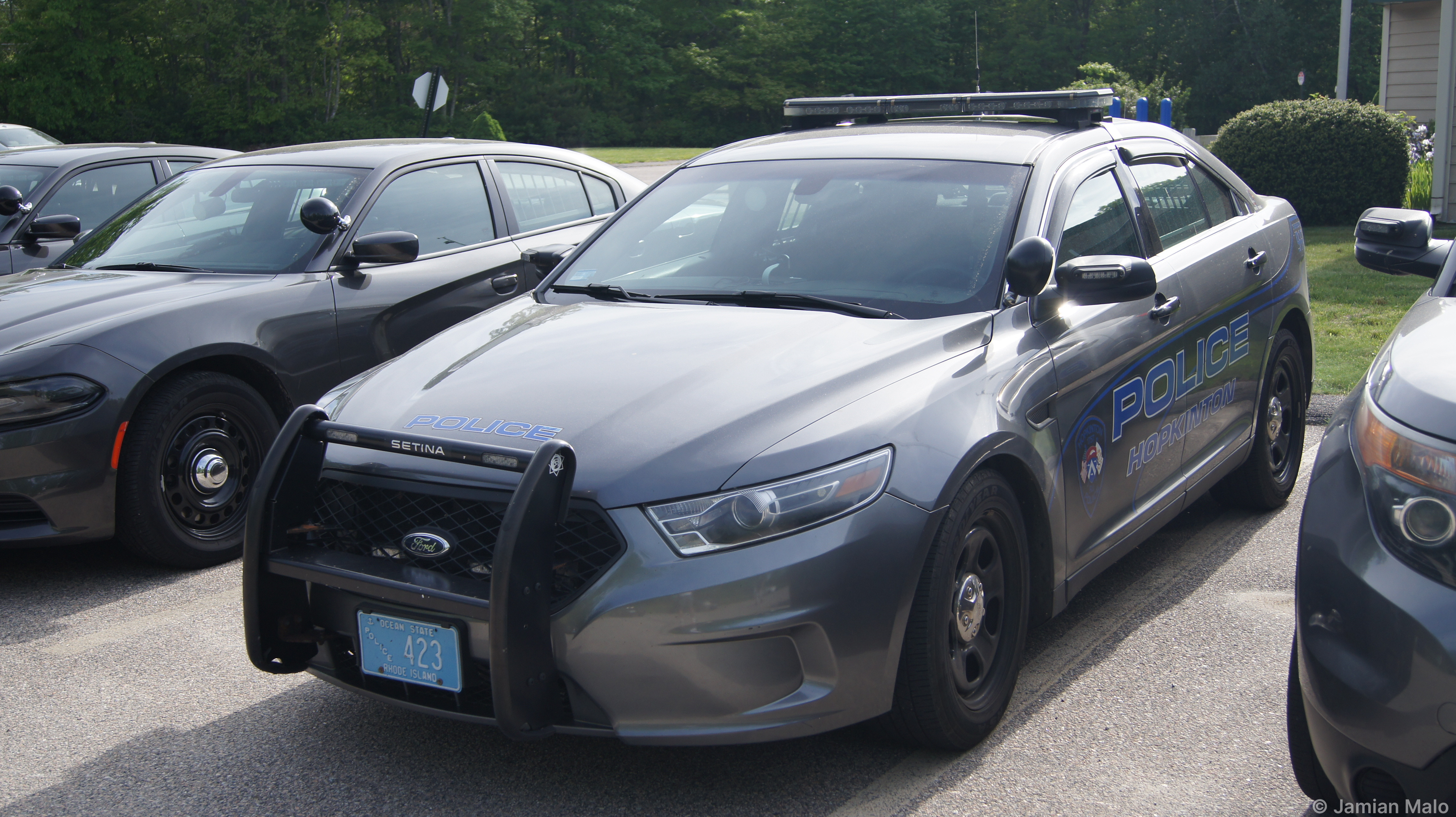 A photo  of Hopkinton Police
            Cruiser 423, a 2013-2019 Ford Police Interceptor Sedan             taken by Jamian Malo