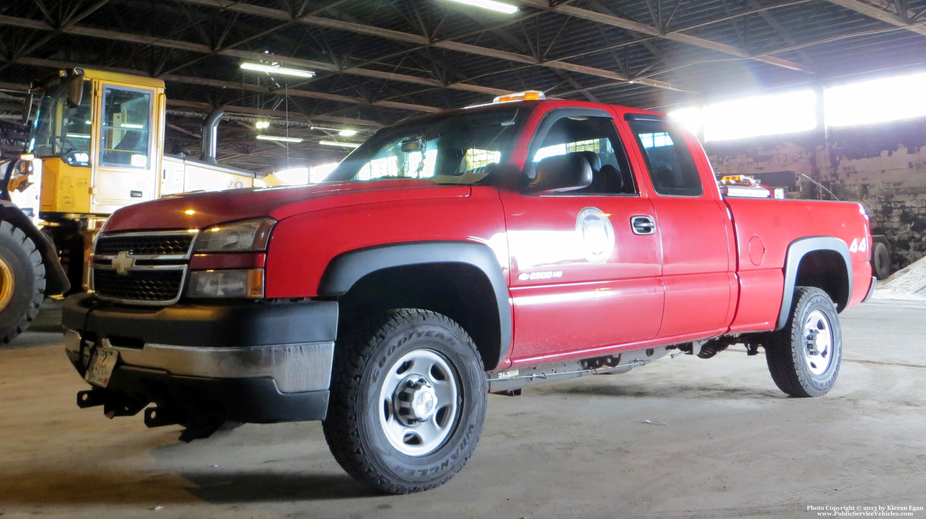 A photo  of Providence Sewer Division
            Truck 11, a 1999-2007 Chevrolet 2500HD Extended Cab             taken by Kieran Egan