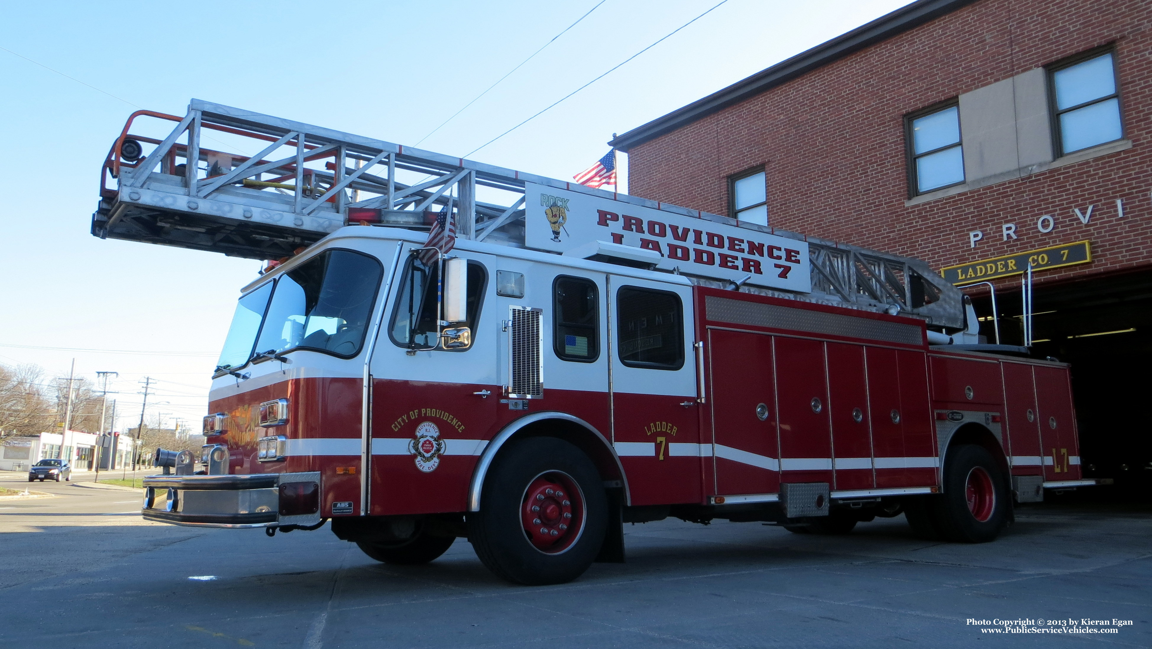 A photo  of Providence Fire
            Ladder 7, a 1996 E-One             taken by Kieran Egan