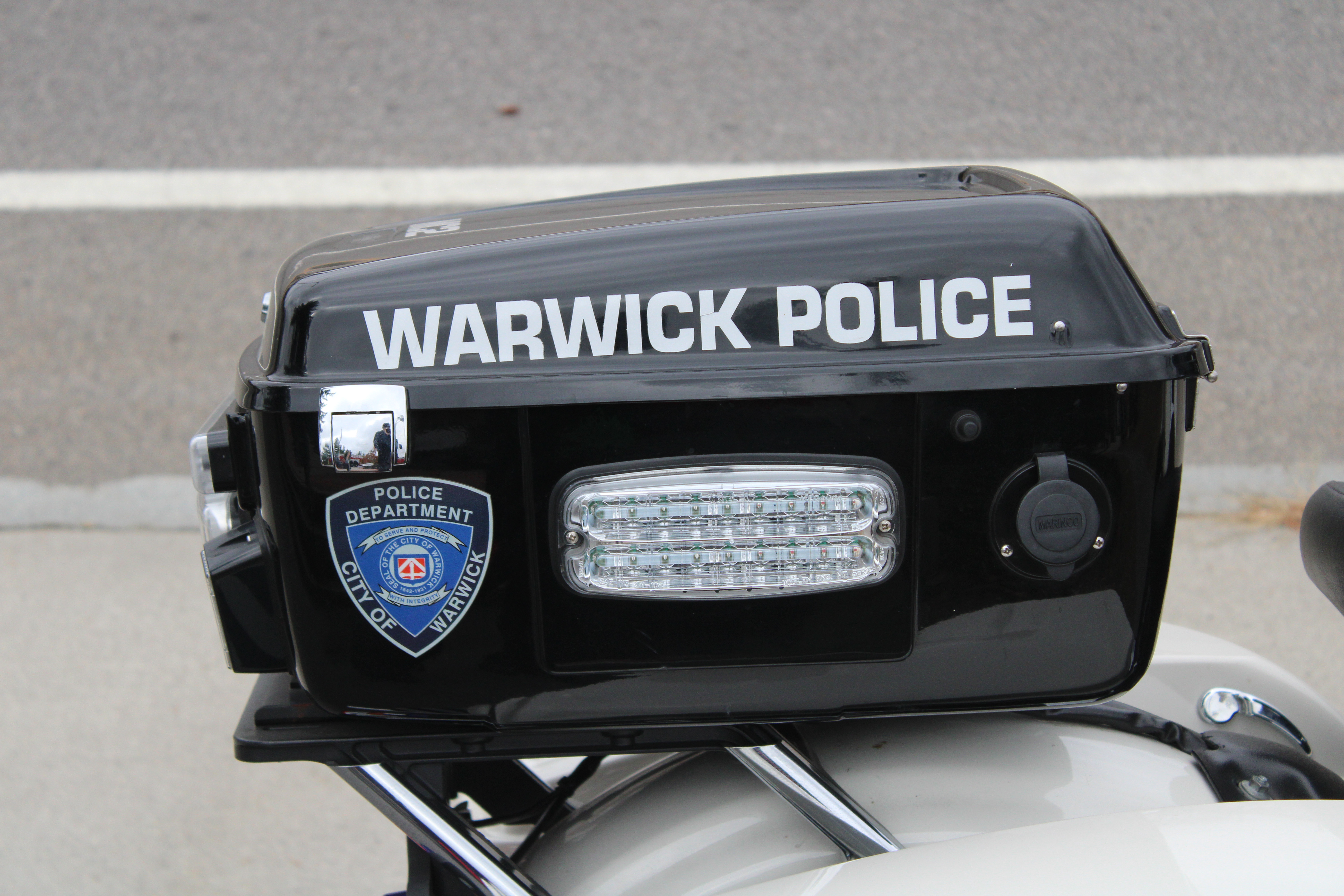 A photo  of Warwick Police
            Motorcycle 2, a 2010-2015 Harley-Davidson Electra Glide             taken by @riemergencyvehicles