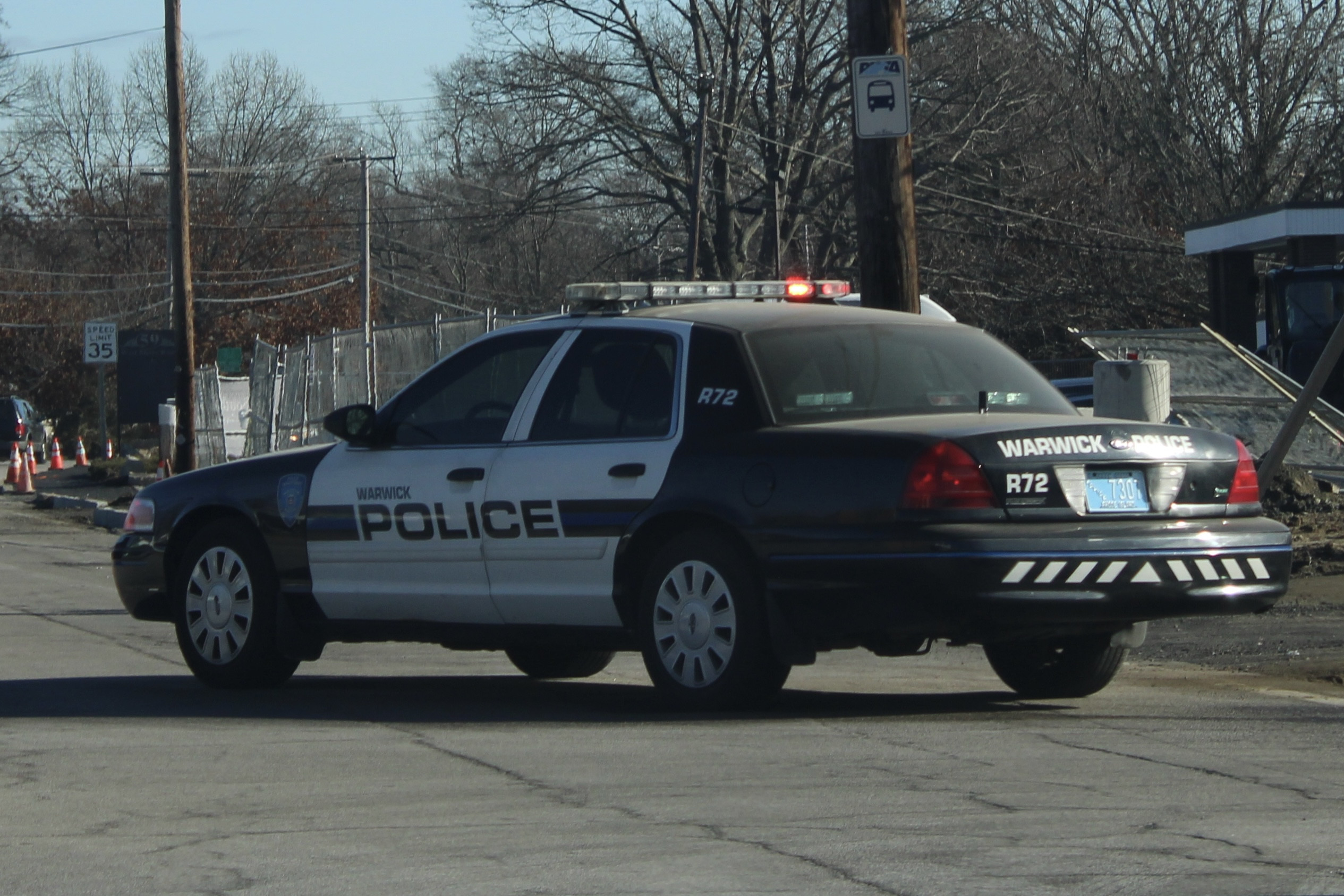 A photo  of Warwick Police
            Cruiser R-72, a 2009-2011 Ford Crown Victoria Police Interceptor             taken by @riemergencyvehicles