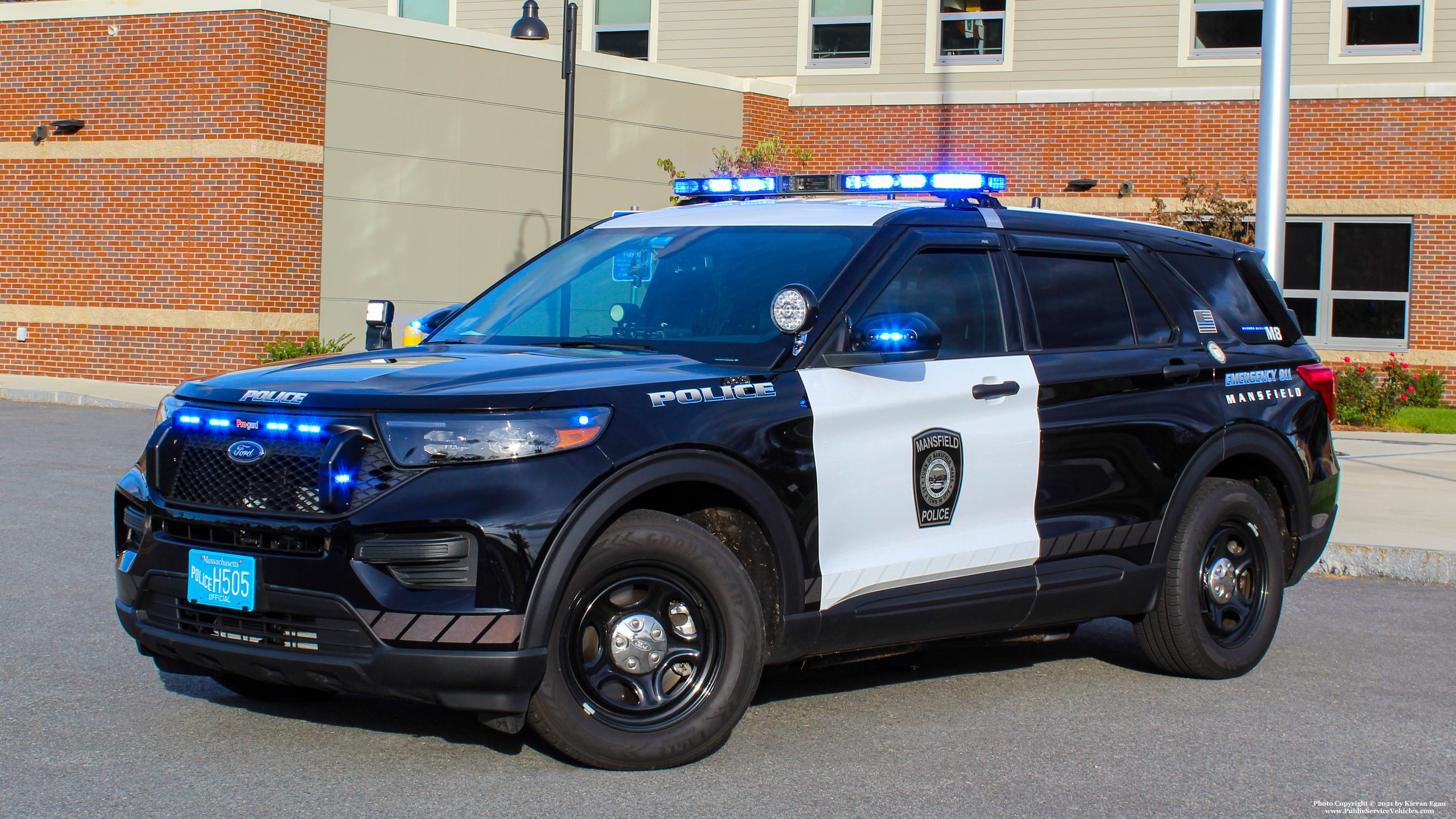A photo  of Mansfield Police
            M8, a 2021 Ford Police Interceptor Utility Hybrid             taken by Kieran Egan