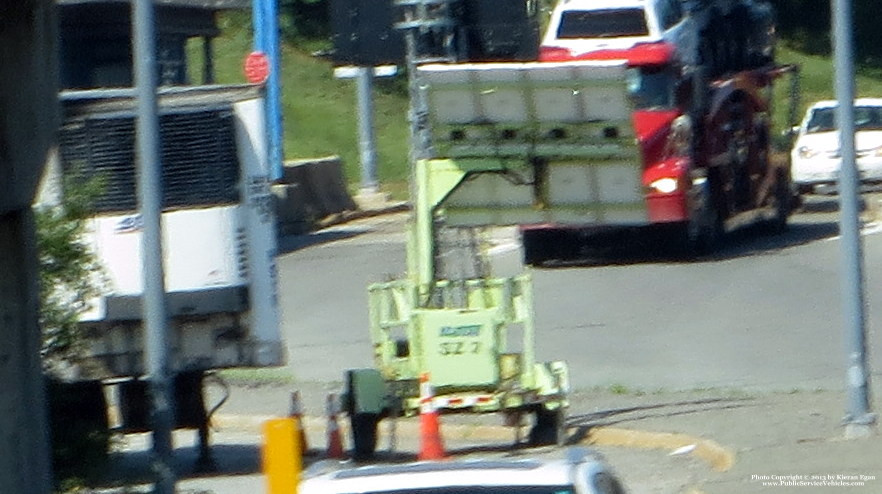 A photo  of Massachusetts Department of Transportation
            Message Trailer, a 1990-2010 Message Trailer             taken by Kieran Egan