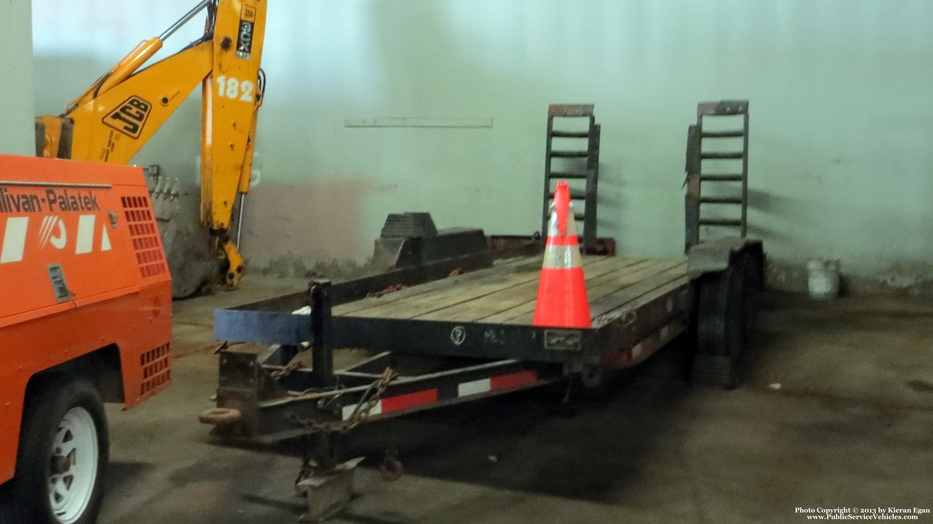 A photo  of Providence Public Works
            Trailer, a 1990-2010 Trailer             taken by Kieran Egan