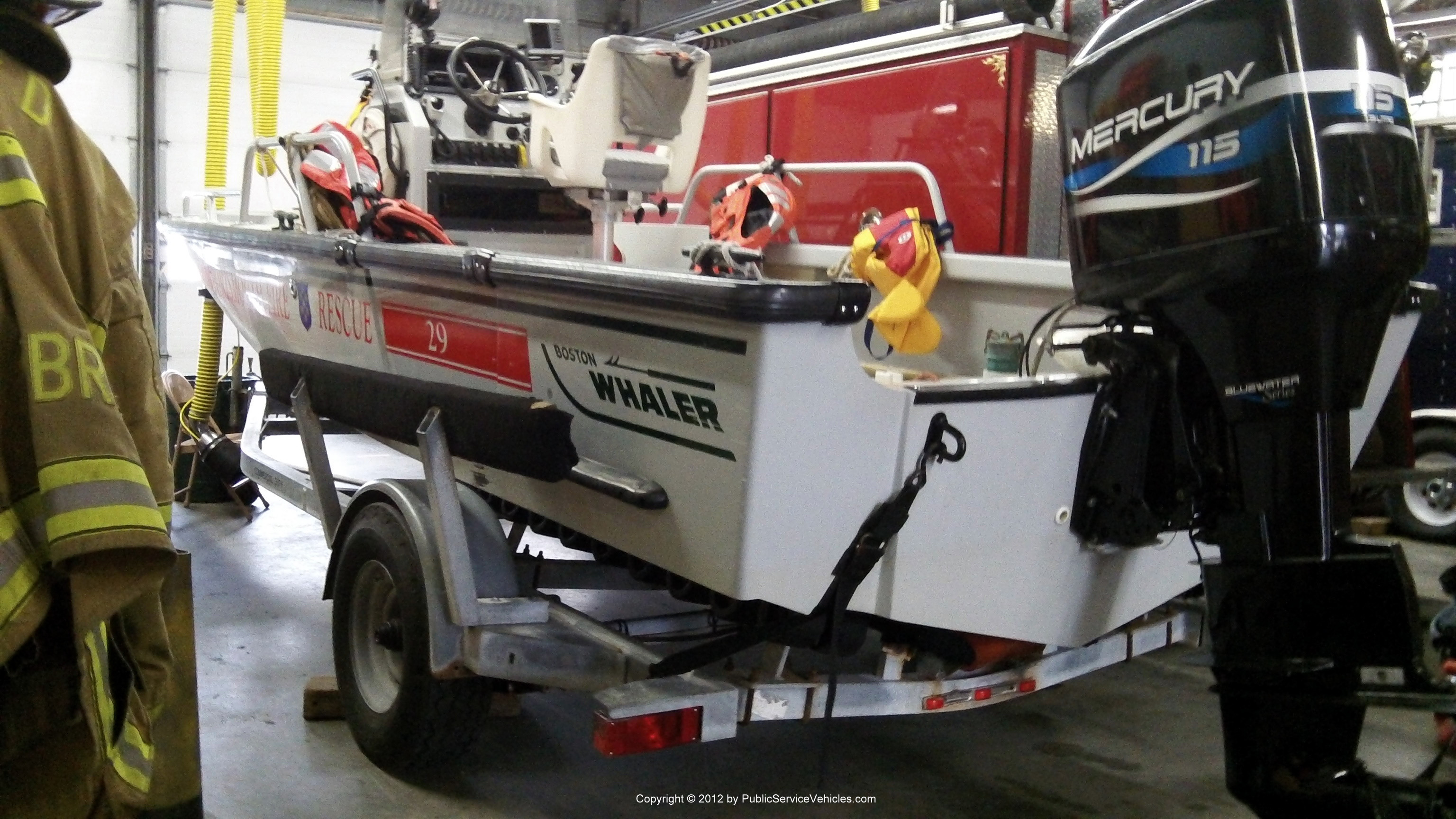 A photo  of Portsmouth Fire
            Marine 29, a 2000-2010 Boston Whaler Marine Unit             taken by Kieran Egan