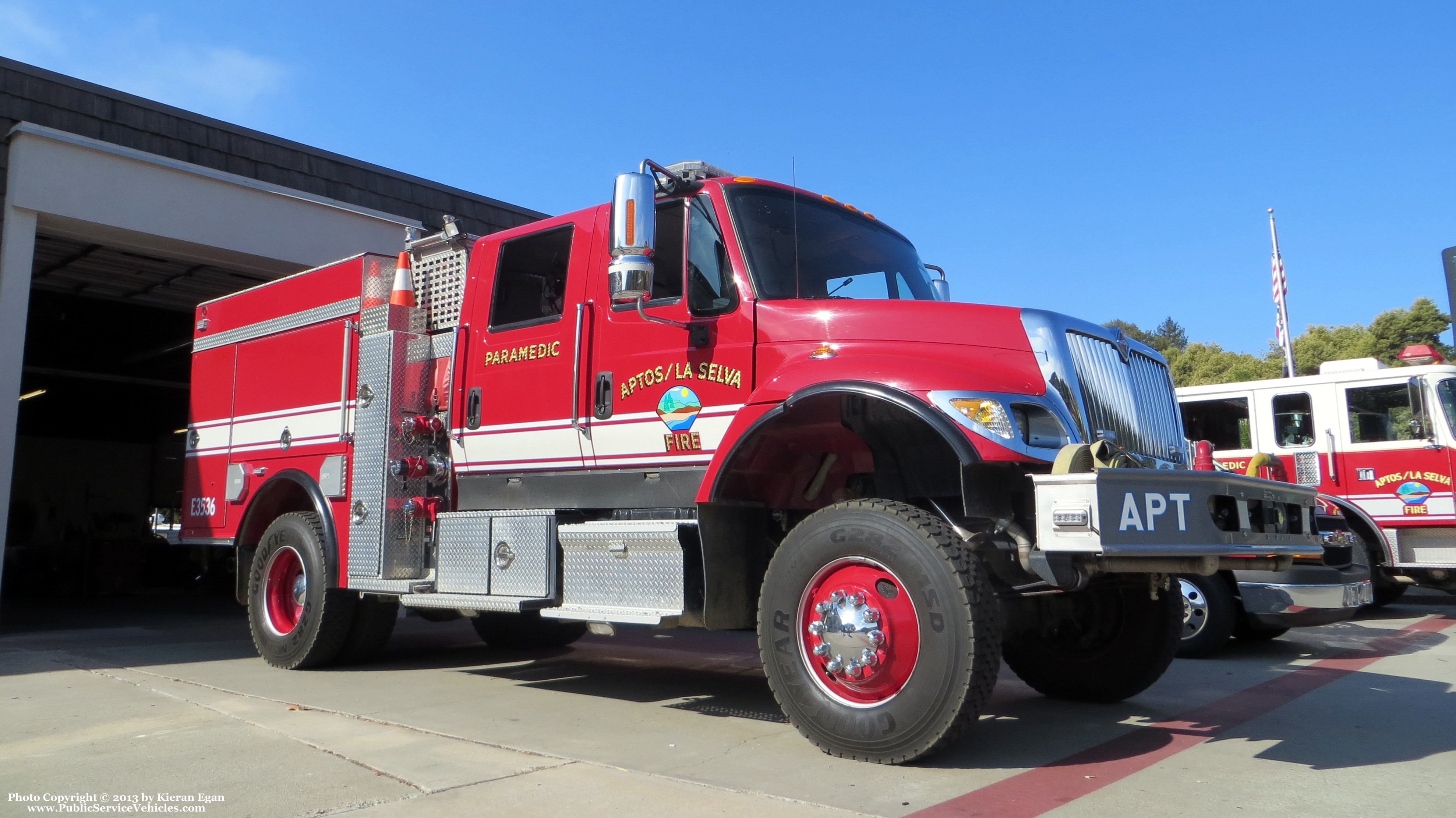 A photo  of Aptos/La Selva Fire
            Engine 3536, a 2006 International 7400             taken by Kieran Egan