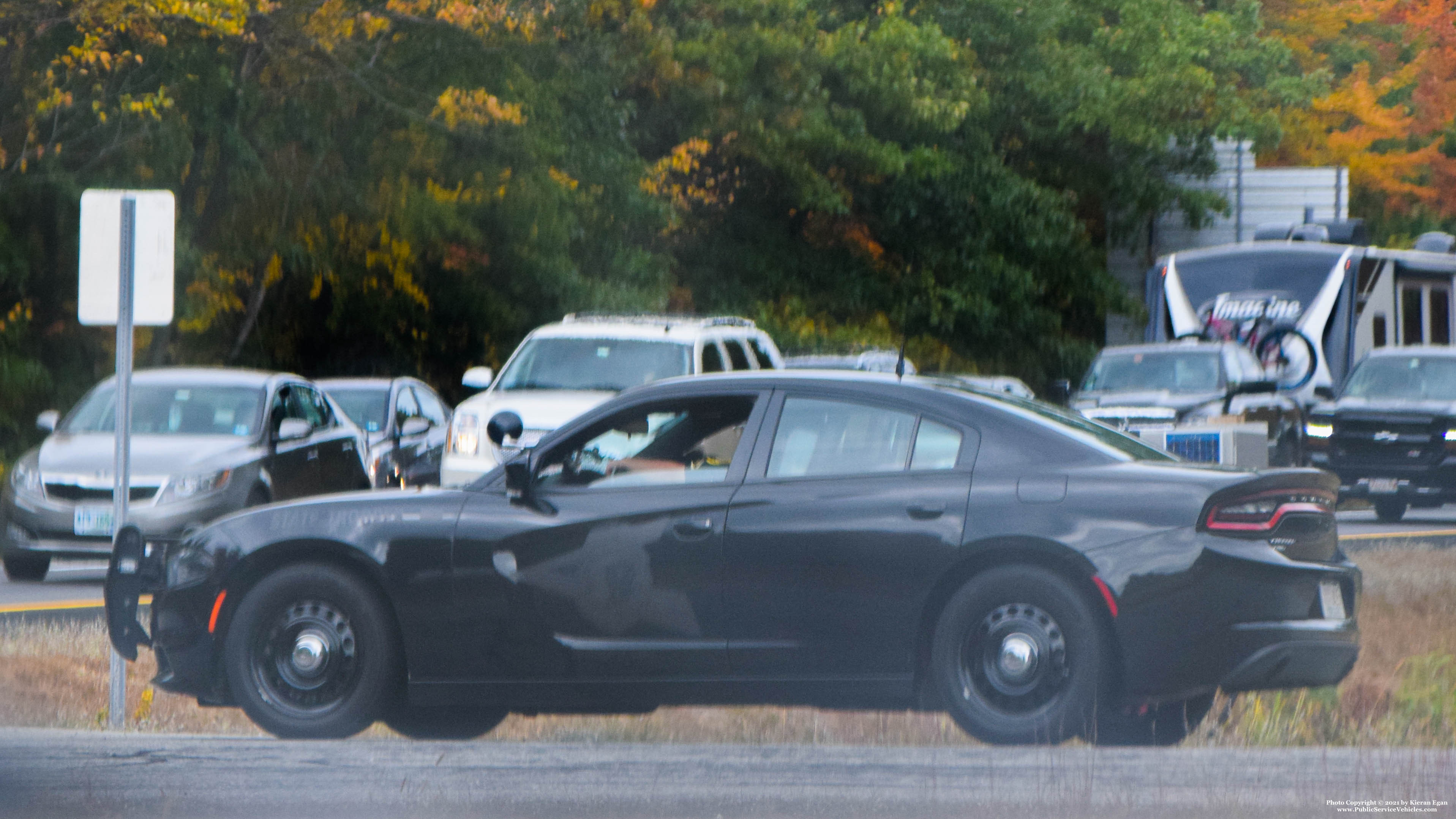A photo  of New Hampshire State Police
            Cruiser 415, a 2015-2019 Dodge Charger             taken by Kieran Egan