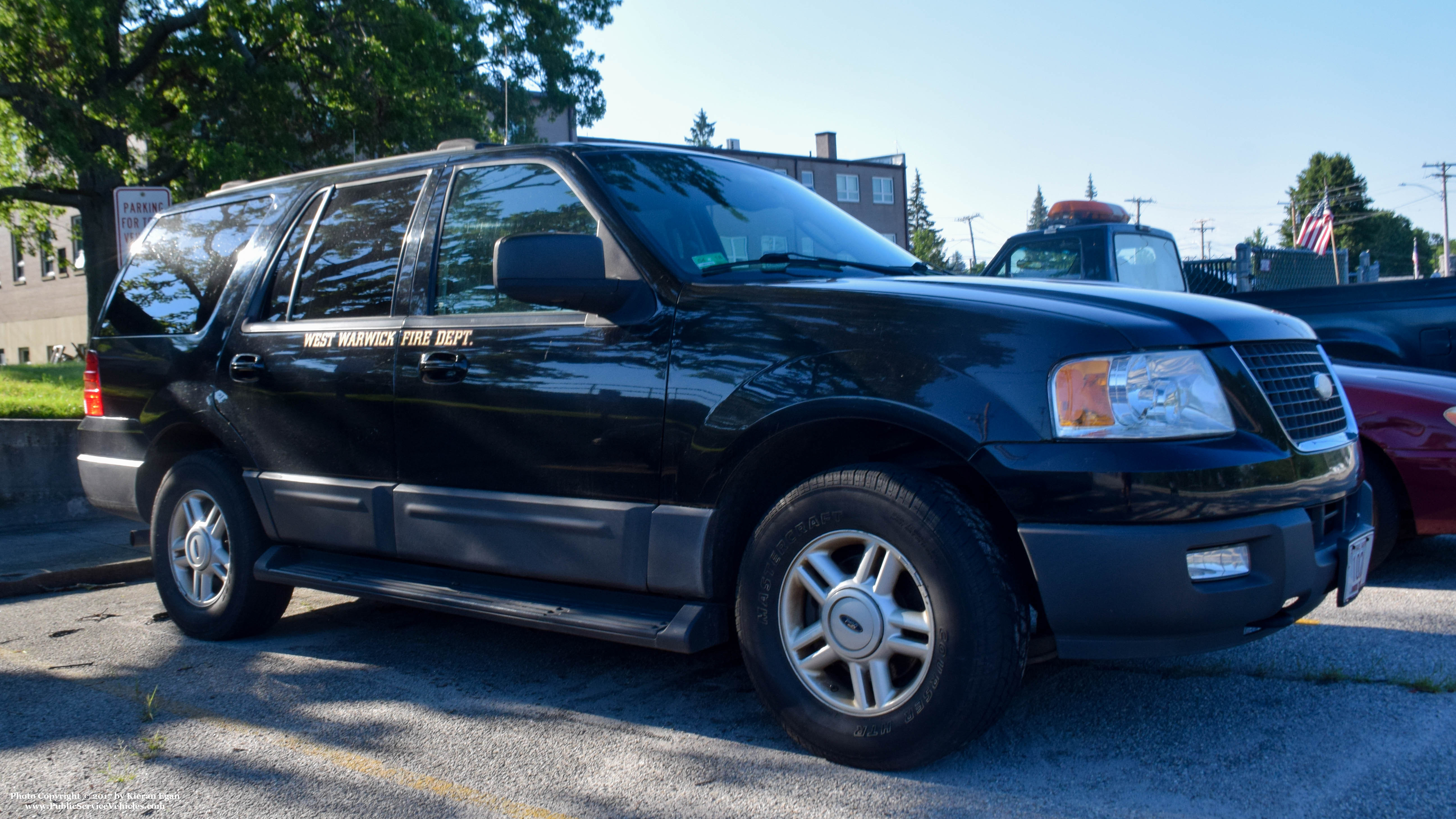 A photo  of West Warwick Fire
            Battalion 3, a 2003-2006 Ford Expedition             taken by Kieran Egan