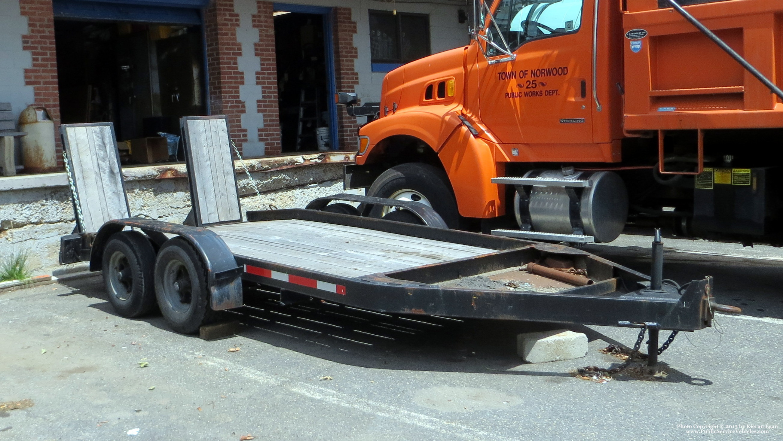 A photo  of Norwood Public Works
            Trailer 4, a 1990-2010 Trailer             taken by Kieran Egan