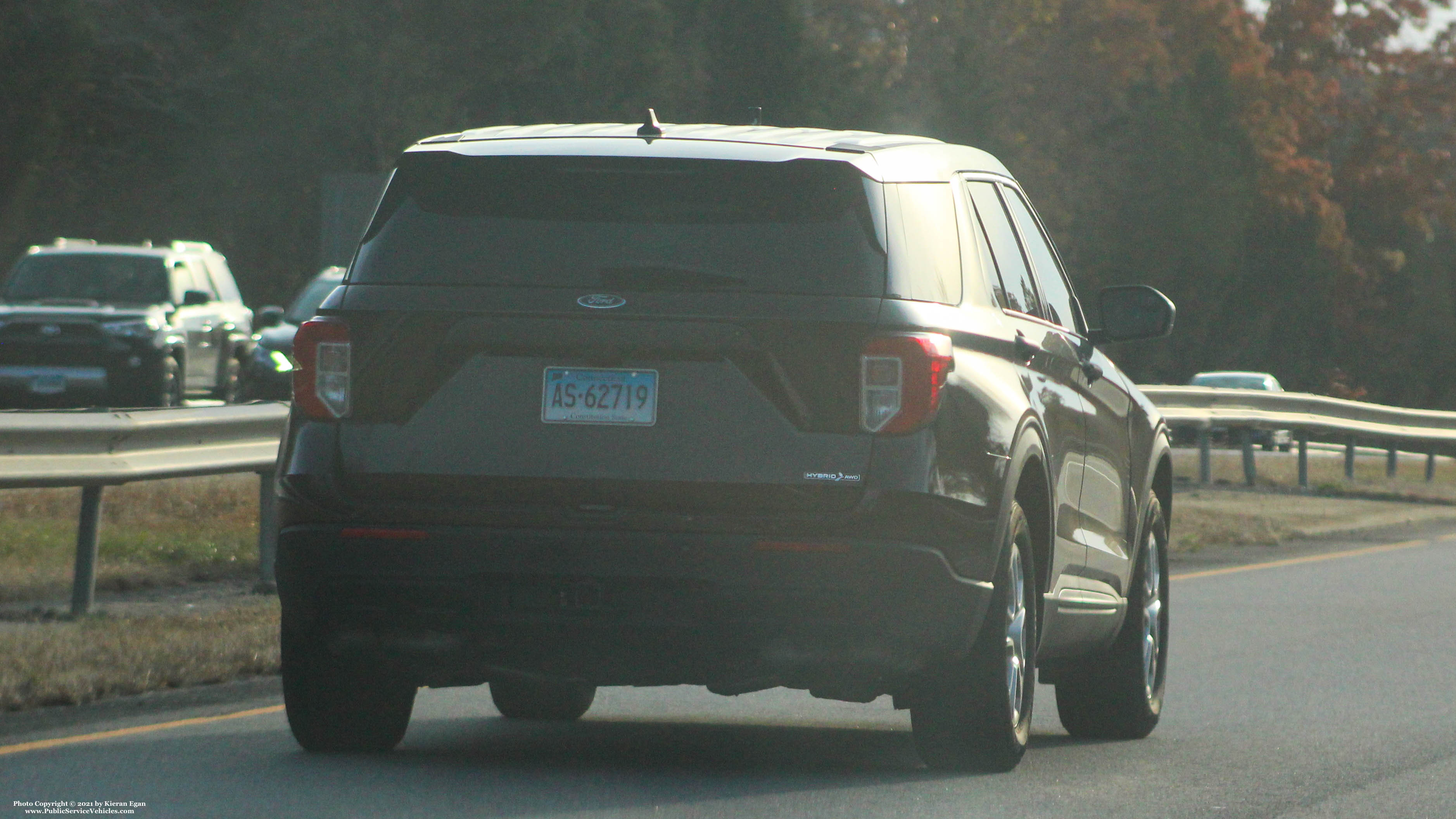 A photo  of Connecticut Department of Corrections
            Unmarked Unit, a 2020-2021 Ford Police Interceptor Utility Hybrid             taken by Kieran Egan